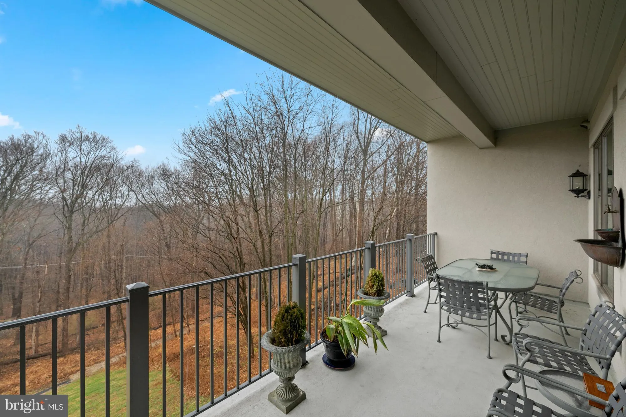 Property Slideshow image 9 of 48 | 6205 parkview dr, Haverford, PA, 19041