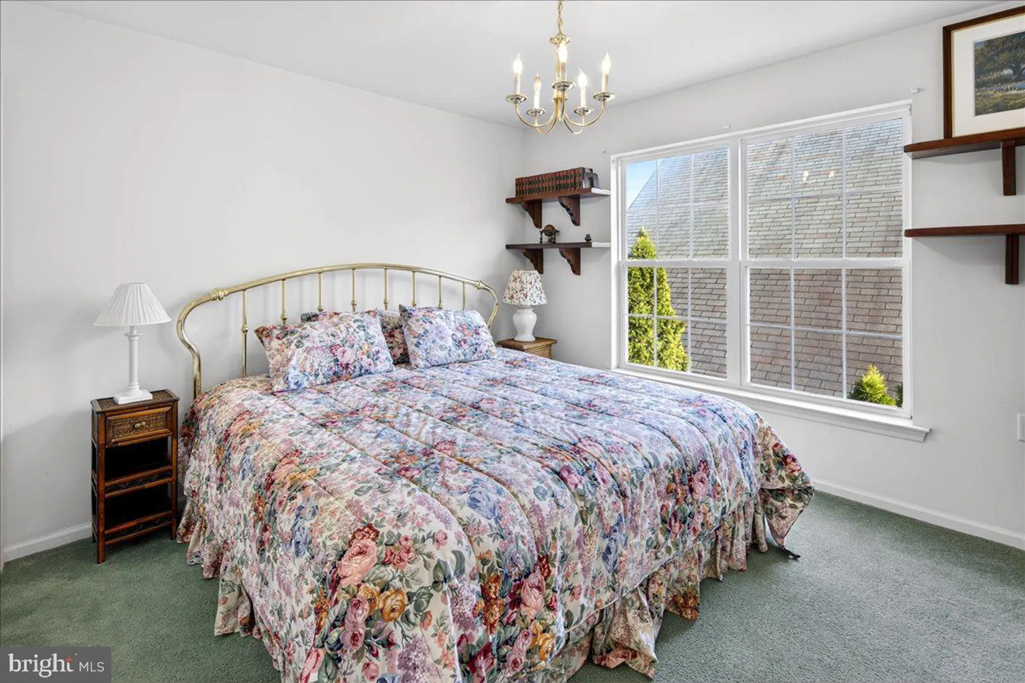 Property Slideshow image 28 of 42 | 208 sunflower ln, Princeton Junction, NJ, 08550