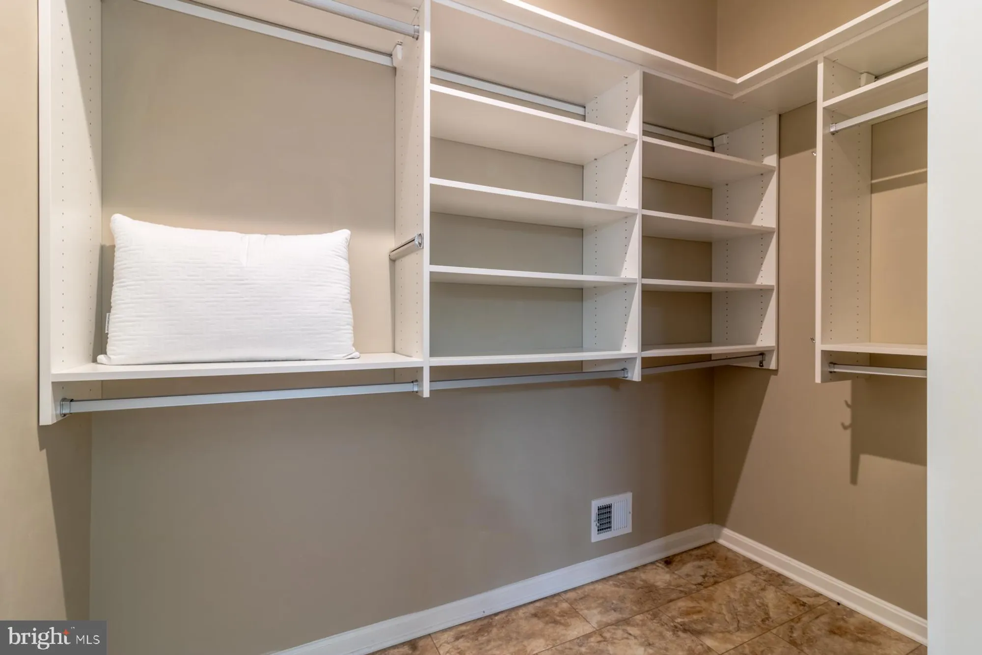 Property Slideshow image 19 of 46 | 21227 dauphine st, Lewes, DE, 19958