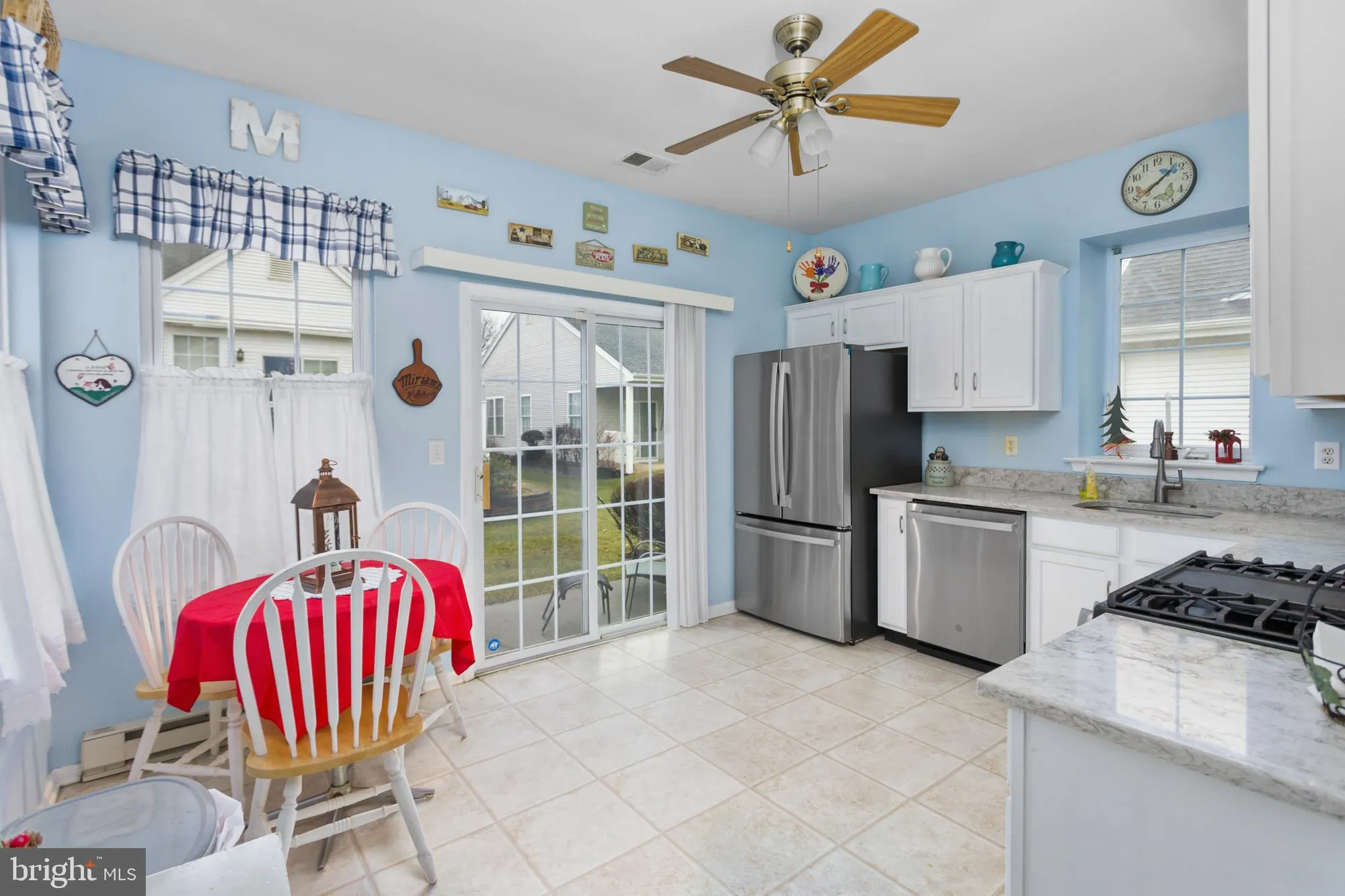 Property Slideshow image 10 of 22 | 143 burholme dr, Hamilton, NJ, 08691