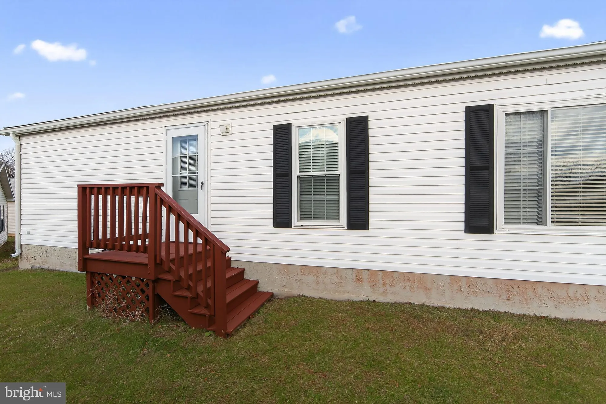 Property Slideshow image 29 of 30 | 405 village way, Royersford, PA, 19468