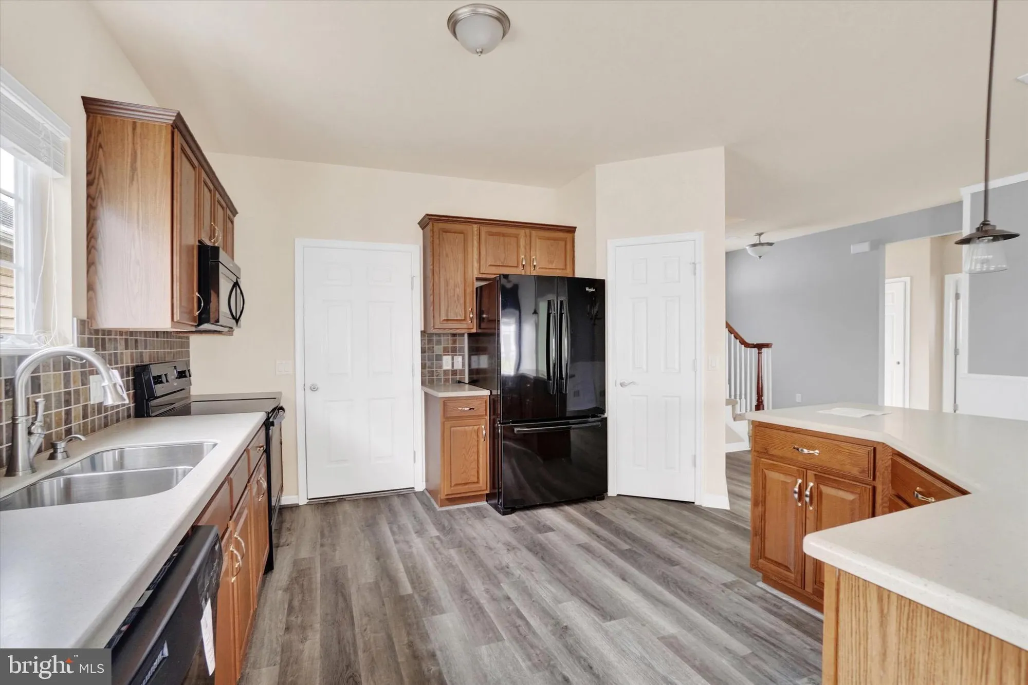 Property Slideshow image 7 of 28 | 631 thoreau dr, Mount Joy, PA, 17552