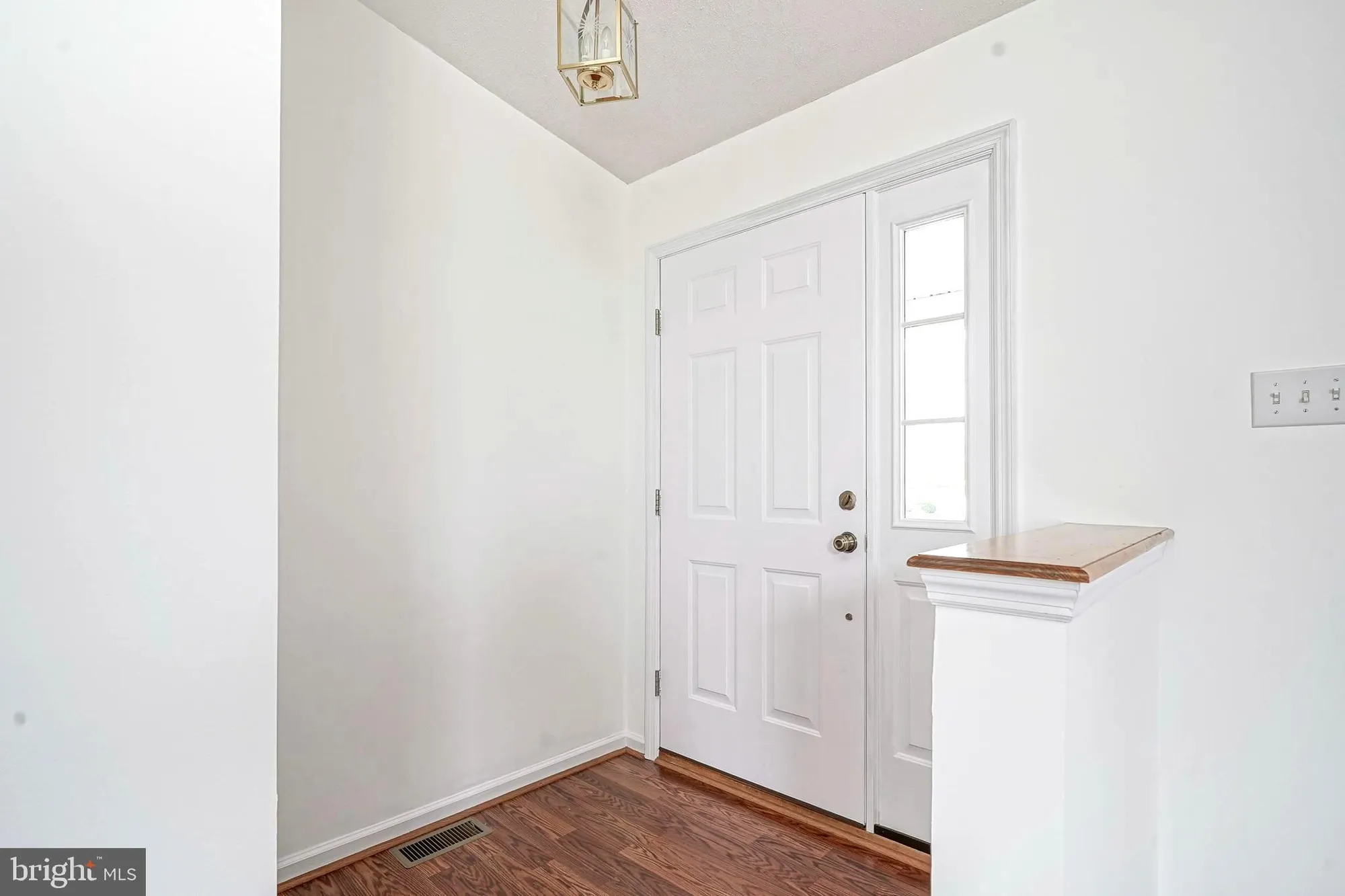 Property Slideshow image 8 of 27 | 176 trellis ln, Sewell, NJ, 08080