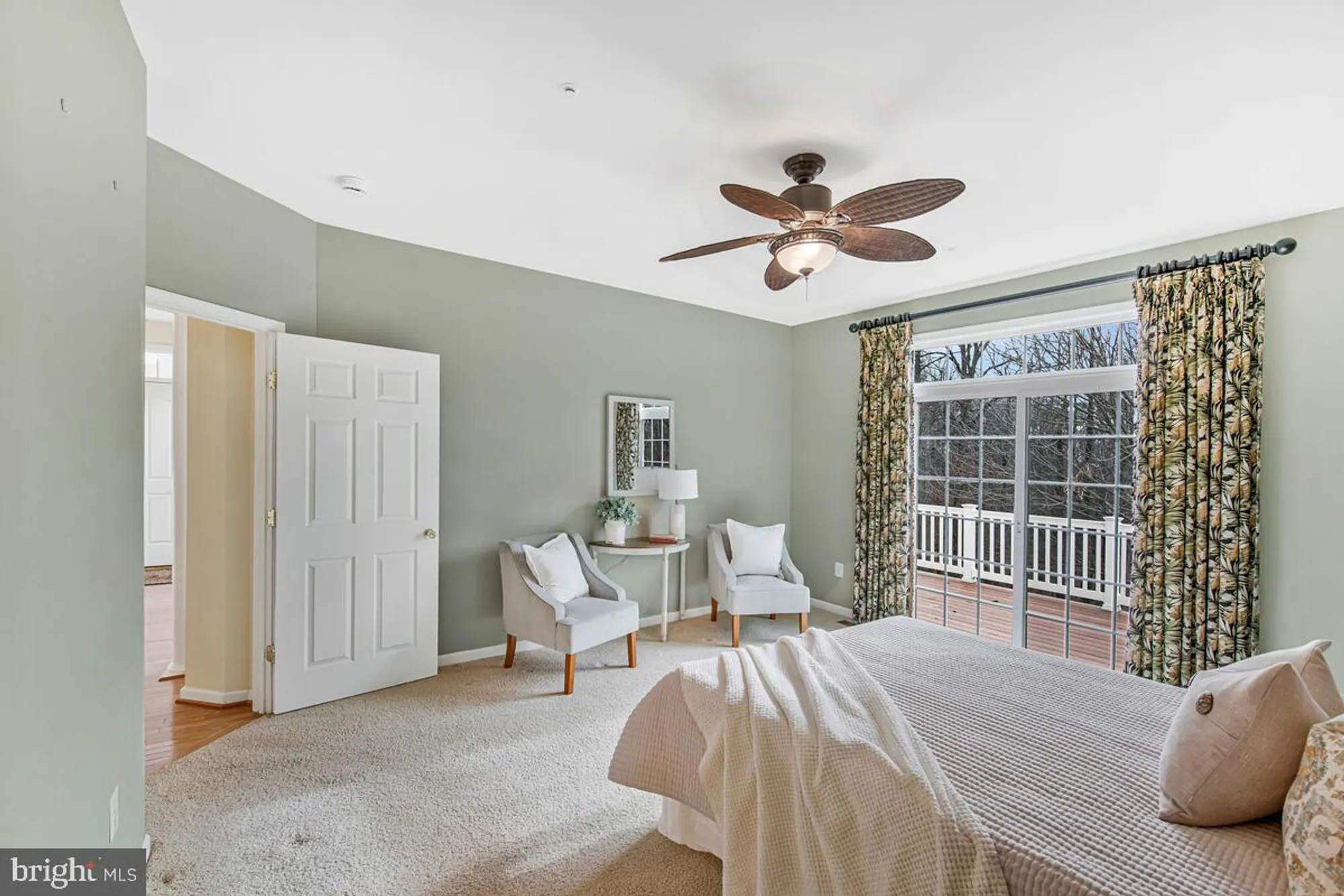 Property Slideshow image 21 of 72 | 8740 endless ocean way 26, Columbia, MD, 21045