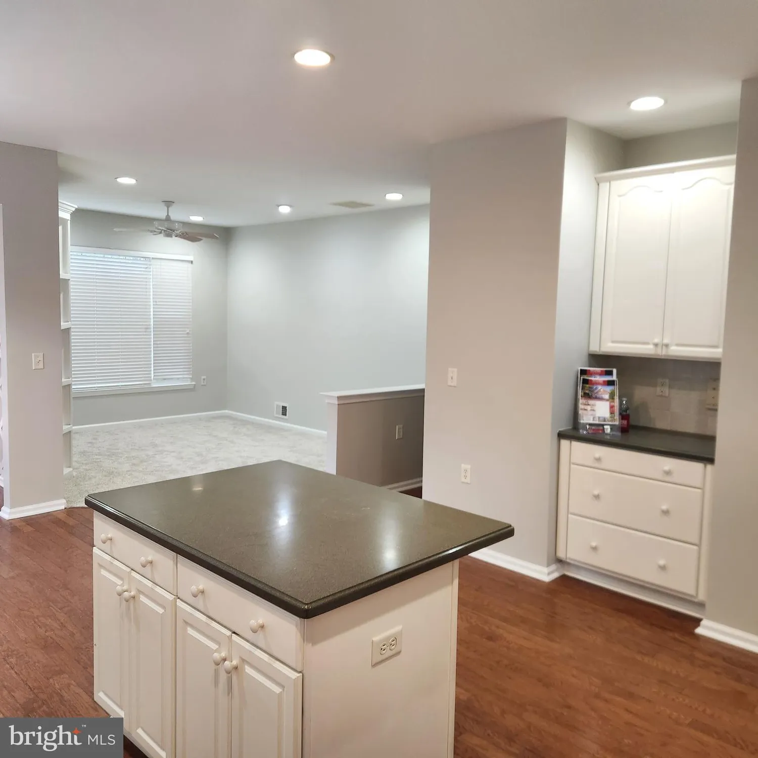 Property Slideshow image 12 of 26 | 51 honey flower dr, Bordentown Township, NJ, 08620