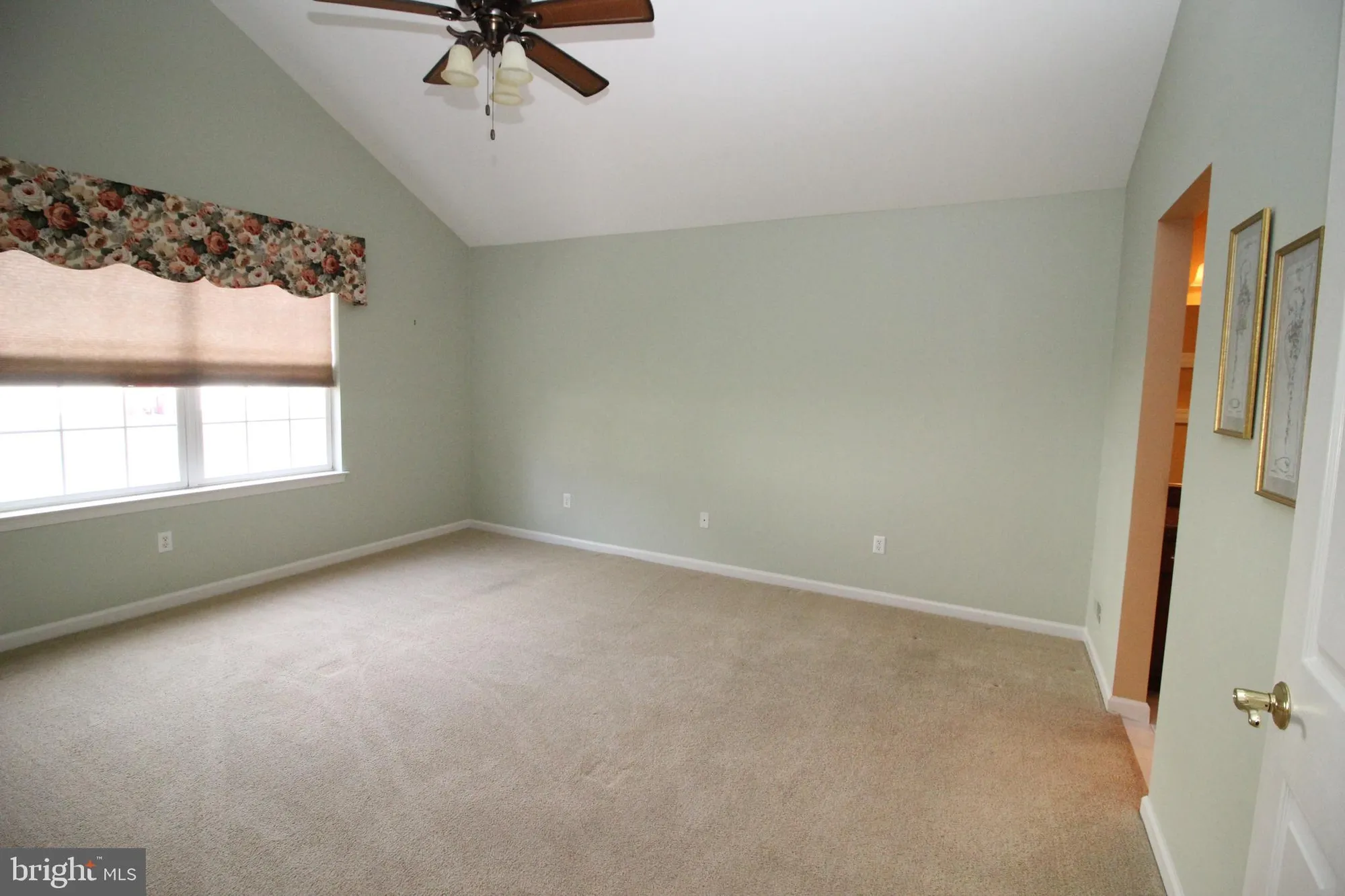 Property Slideshow image 19 of 31 | 112 beckett ct, Souderton, PA, 18964