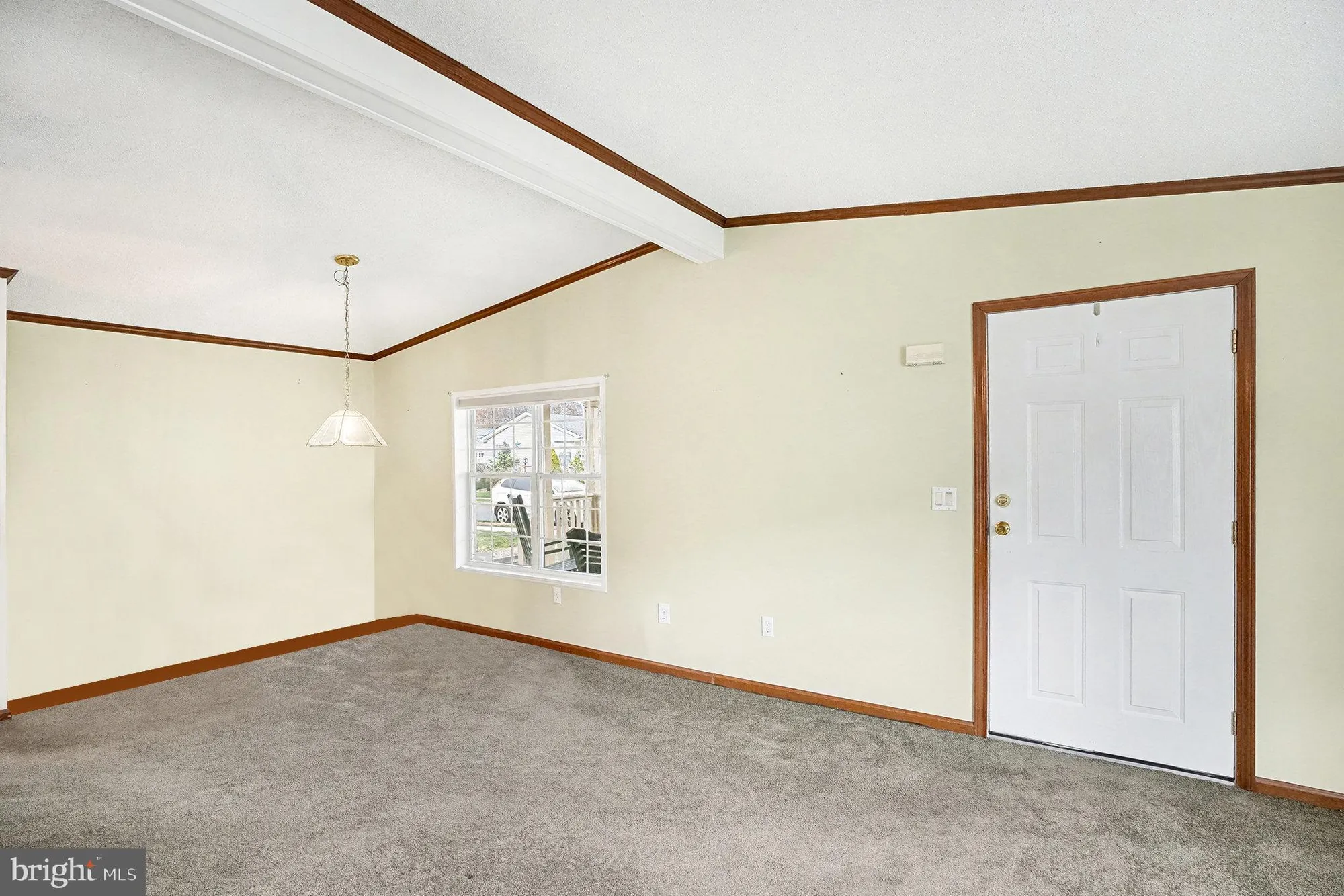 Property Slideshow image 7 of 34 | 1106 jfk dr, North Wales, PA, 19454