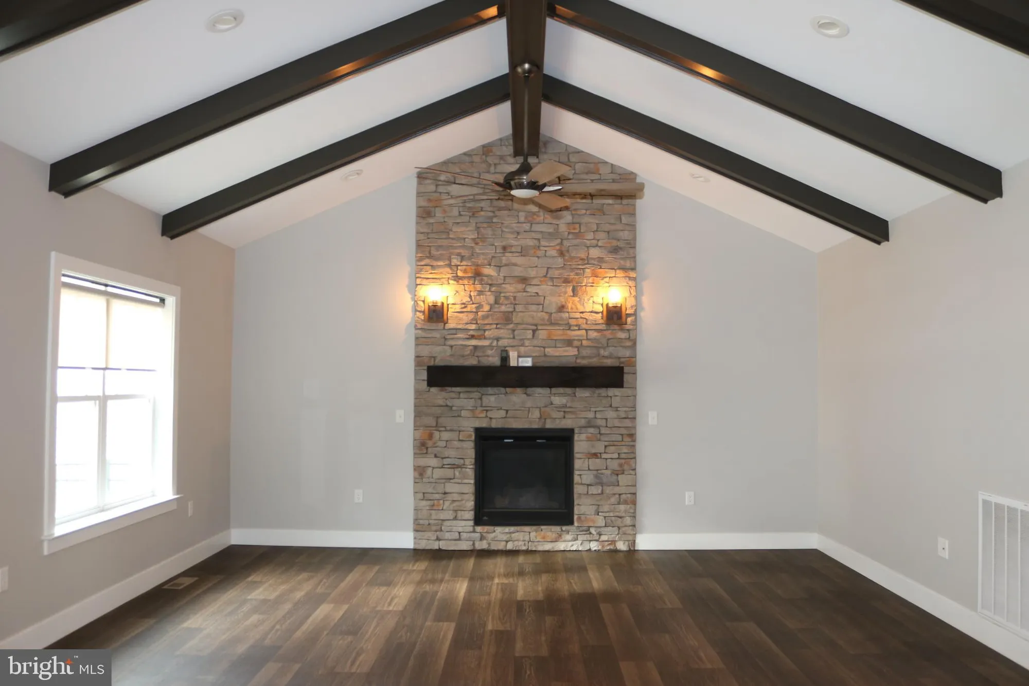 Property Slideshow image 4 of 40 | 2097 hill side dr, Mechanicsburg, PA, 17055