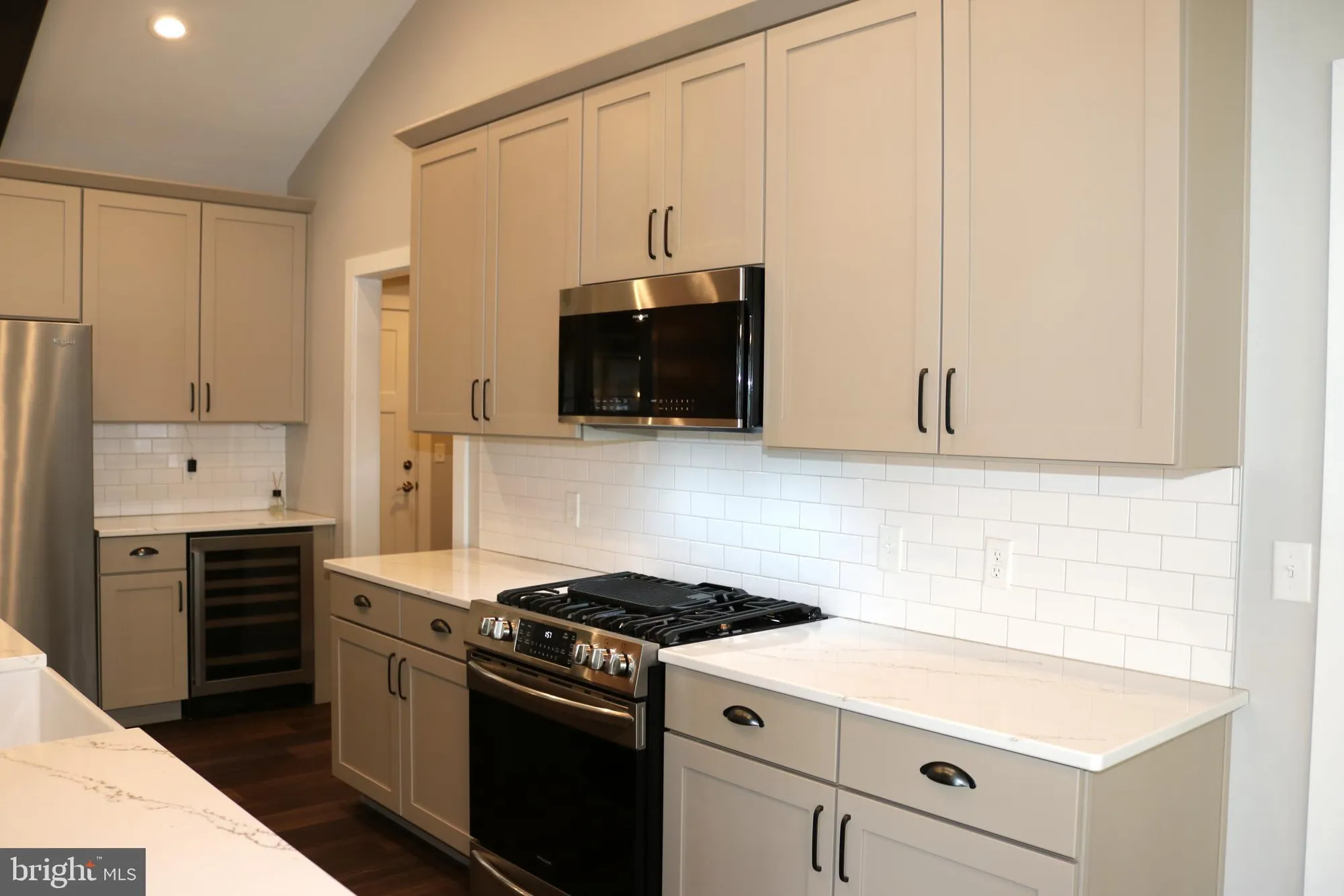 Property Slideshow image 12 of 40 | 2097 hill side dr, Mechanicsburg, PA, 17055