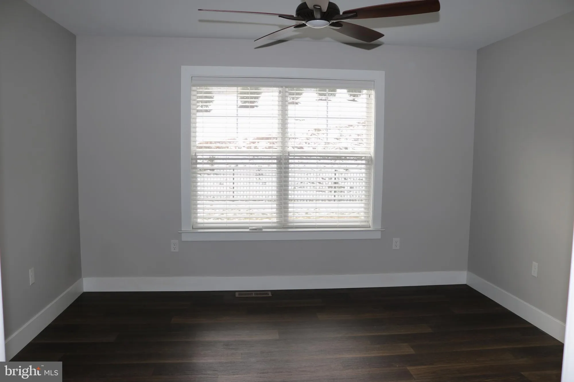 Property Slideshow image 19 of 40 | 2097 hill side dr, Mechanicsburg, PA, 17055