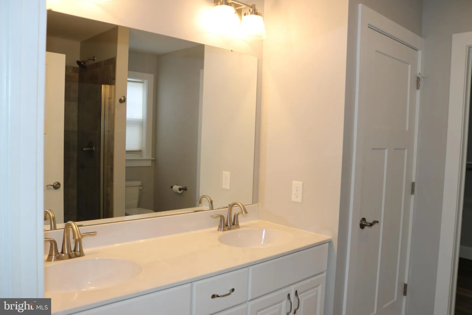 Property Slideshow image 21 of 40 | 2097 hill side dr, Mechanicsburg, PA, 17055