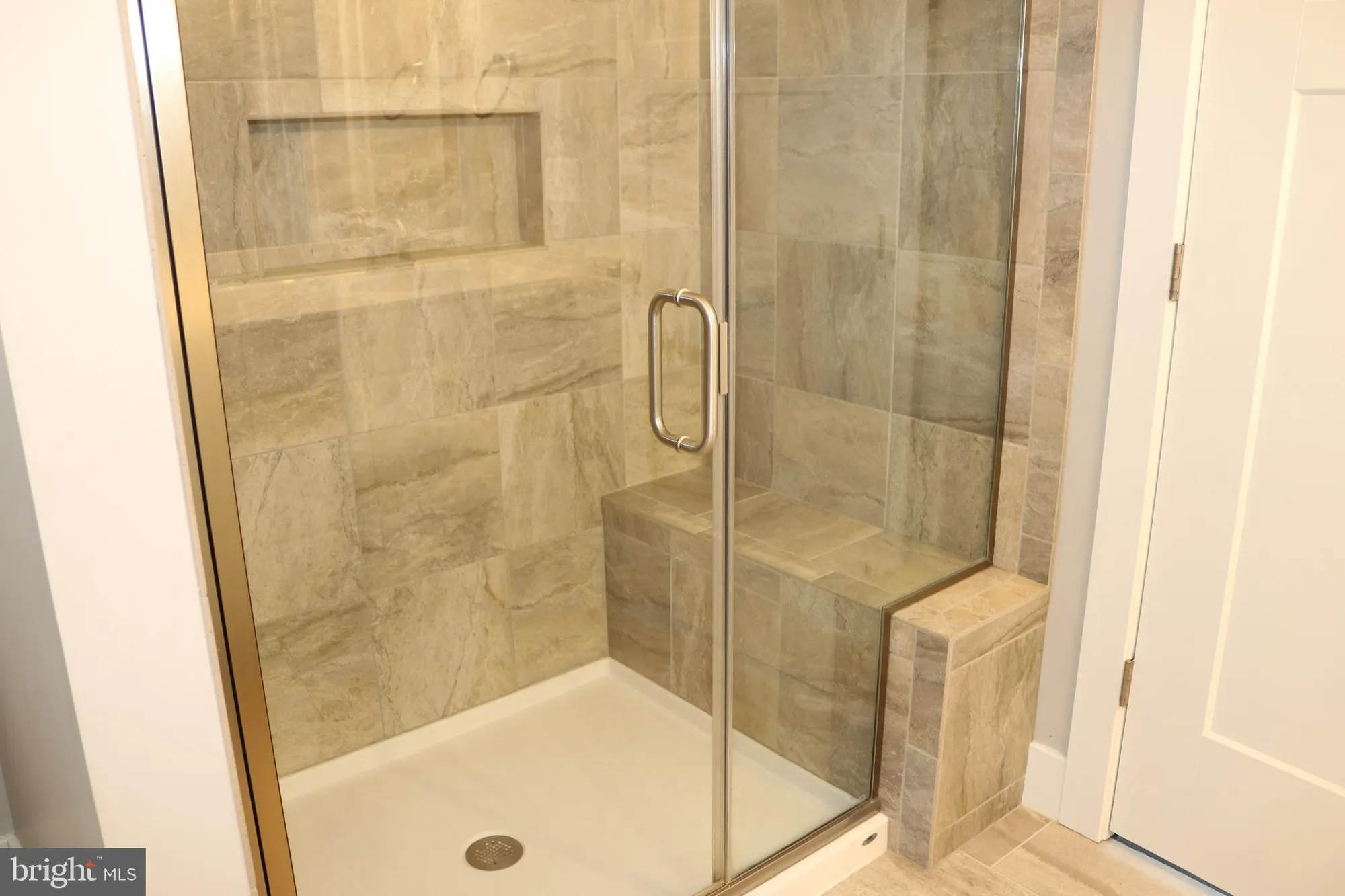 Property Slideshow image 22 of 40 | 2097 hill side dr, Mechanicsburg, PA, 17055