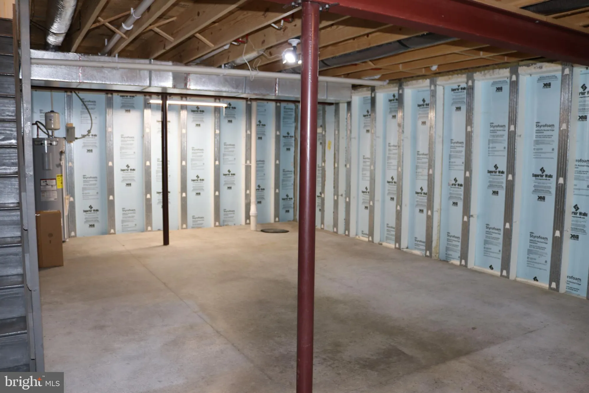 Property Slideshow image 29 of 40 | 2097 hill side dr, Mechanicsburg, PA, 17055