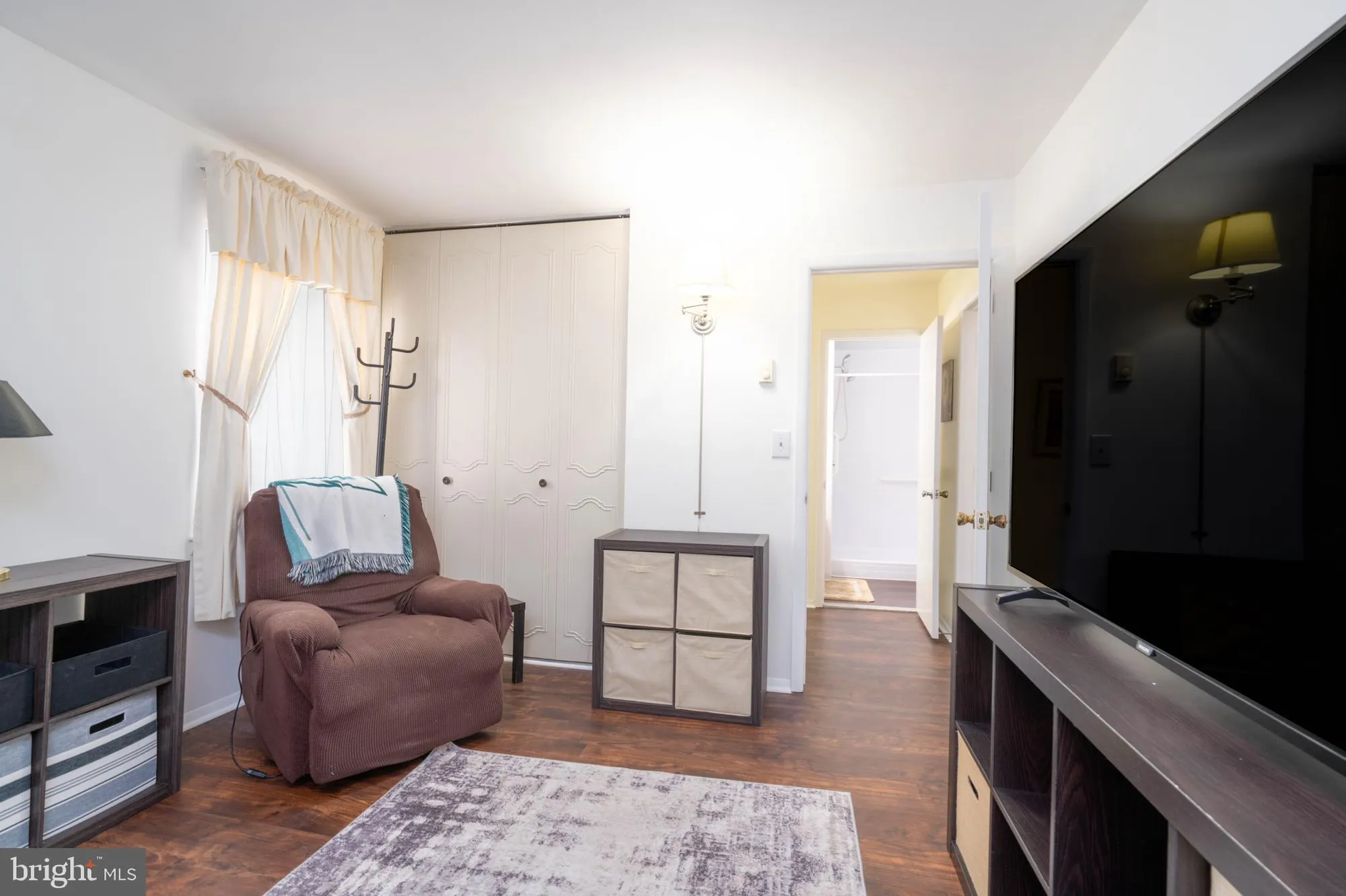 Property Slideshow image 23 of 33 | 186 dorchester dr, Southampton, NJ, 08088