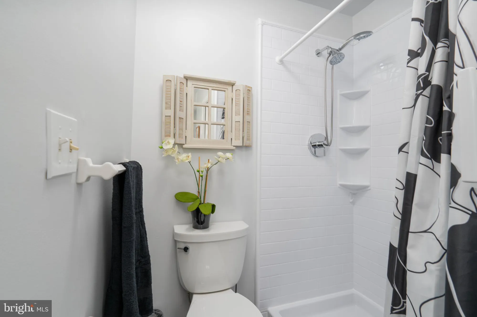 Property Slideshow image 21 of 33 | 186 dorchester dr, Southampton, NJ, 08088