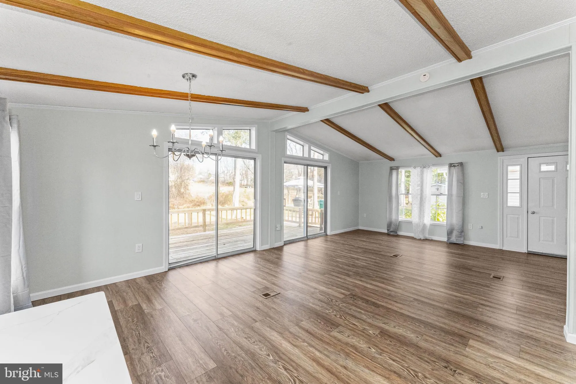 Property Slideshow image 6 of 23 | 738 aspen cir, Red Hill, PA, 18076