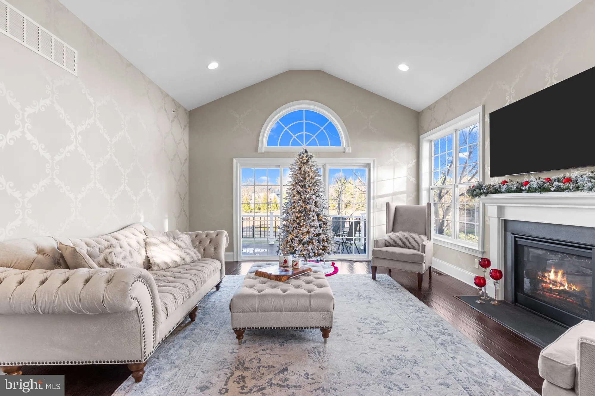 Property Slideshow image 20 of 39 | 26 hillyer ln, Newtown, PA, 18940