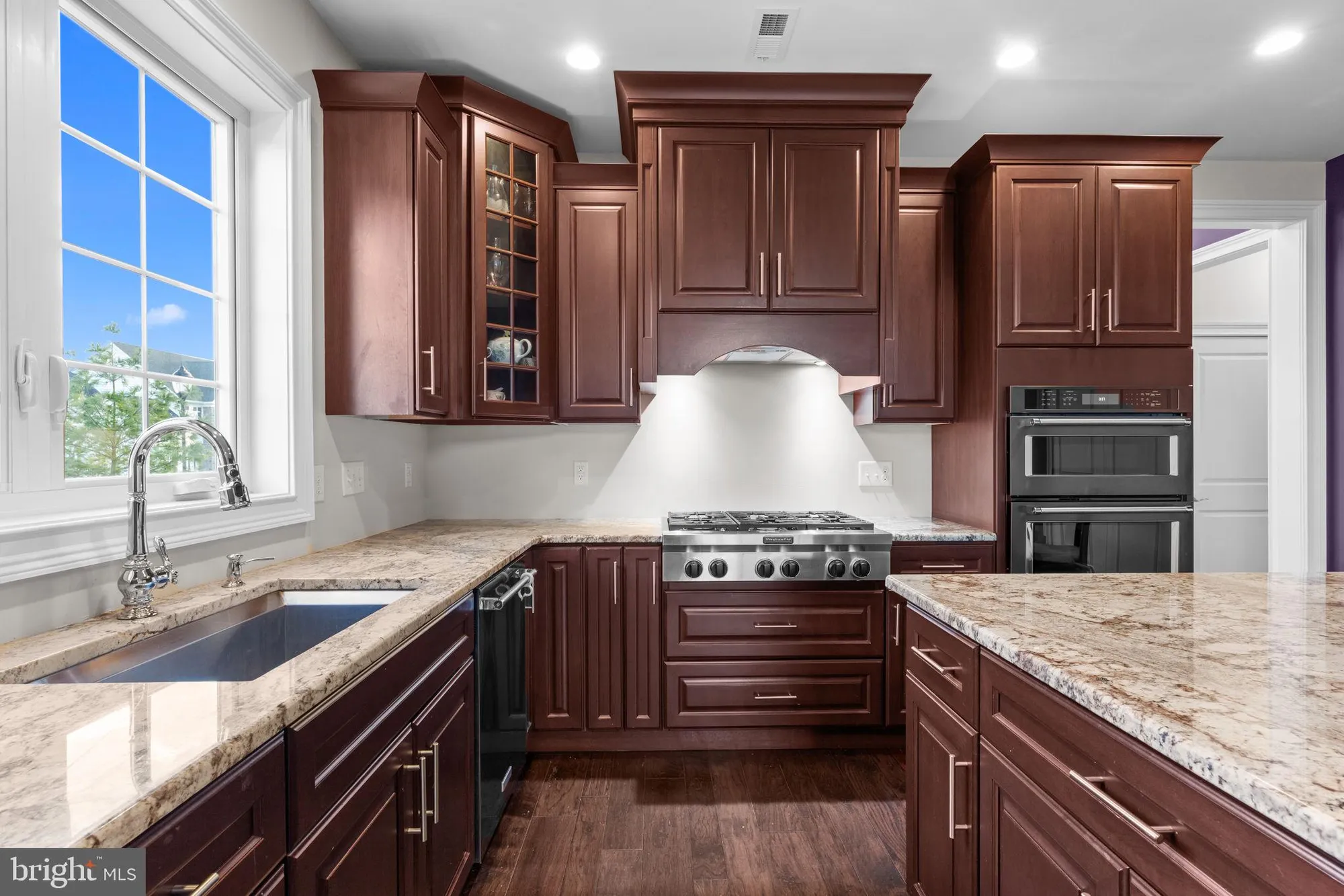 Property Slideshow image 17 of 39 | 26 hillyer ln, Newtown, PA, 18940