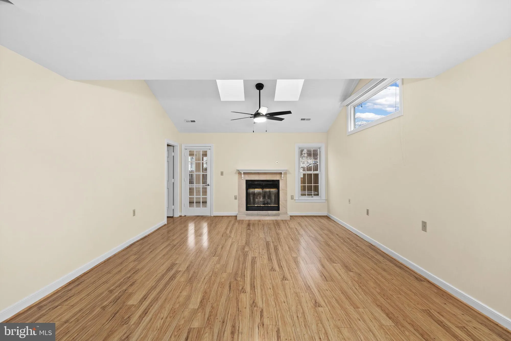 Property Slideshow image 18 of 52 | 11550 savannah dr, Fredericksburg, VA, 22407