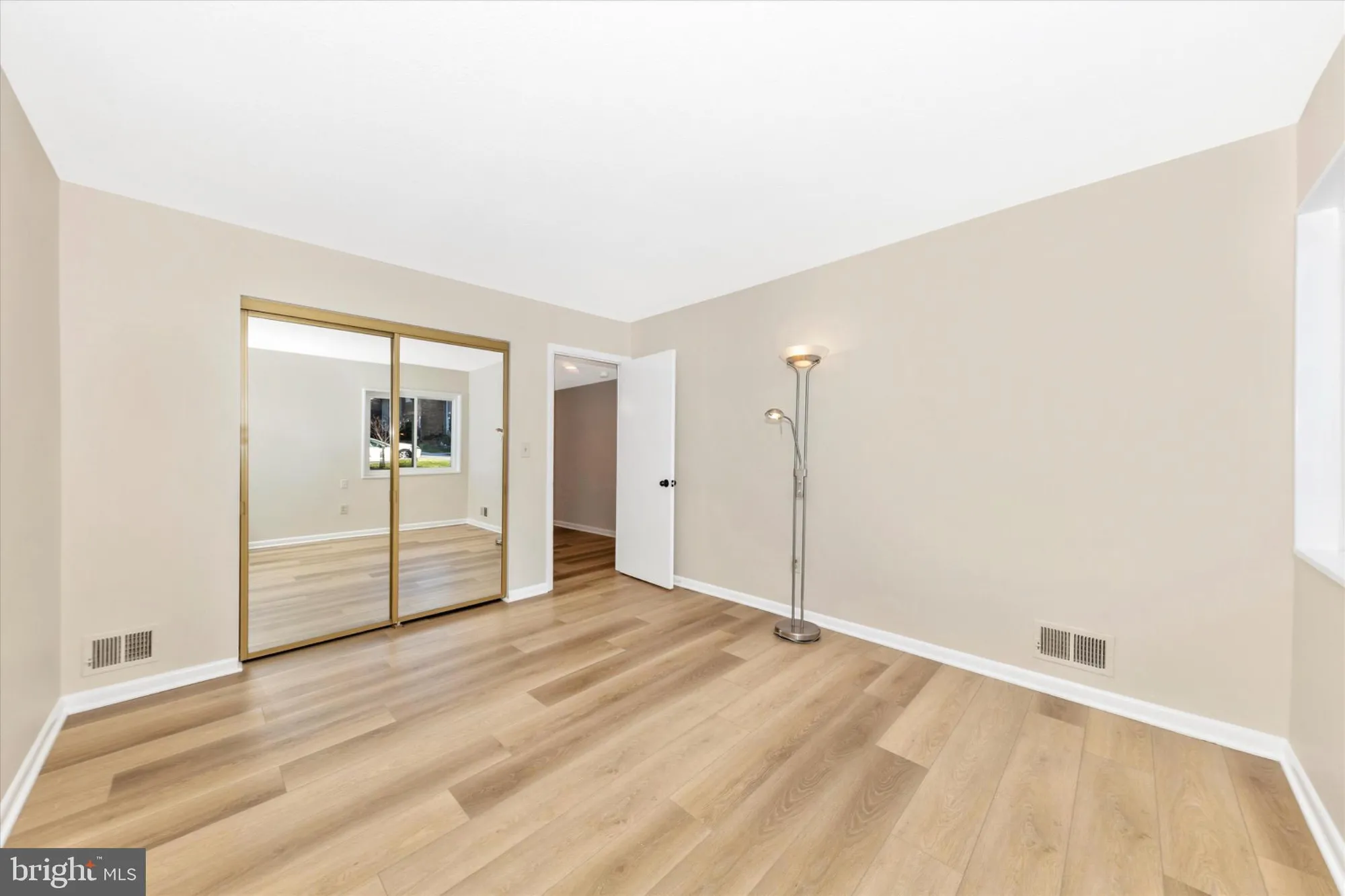 Property Slideshow image 9 of 27 | 3215 s leisure world blvd # 101-1, Silver Spring, MD, 20906