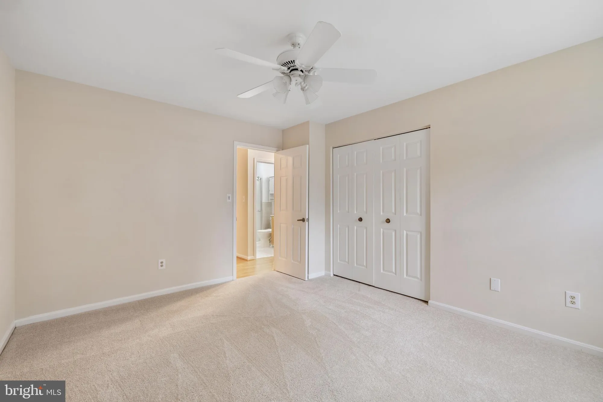 Property Slideshow image 3 of 25 | 1984 marconi cir, Annapolis, MD, 21401