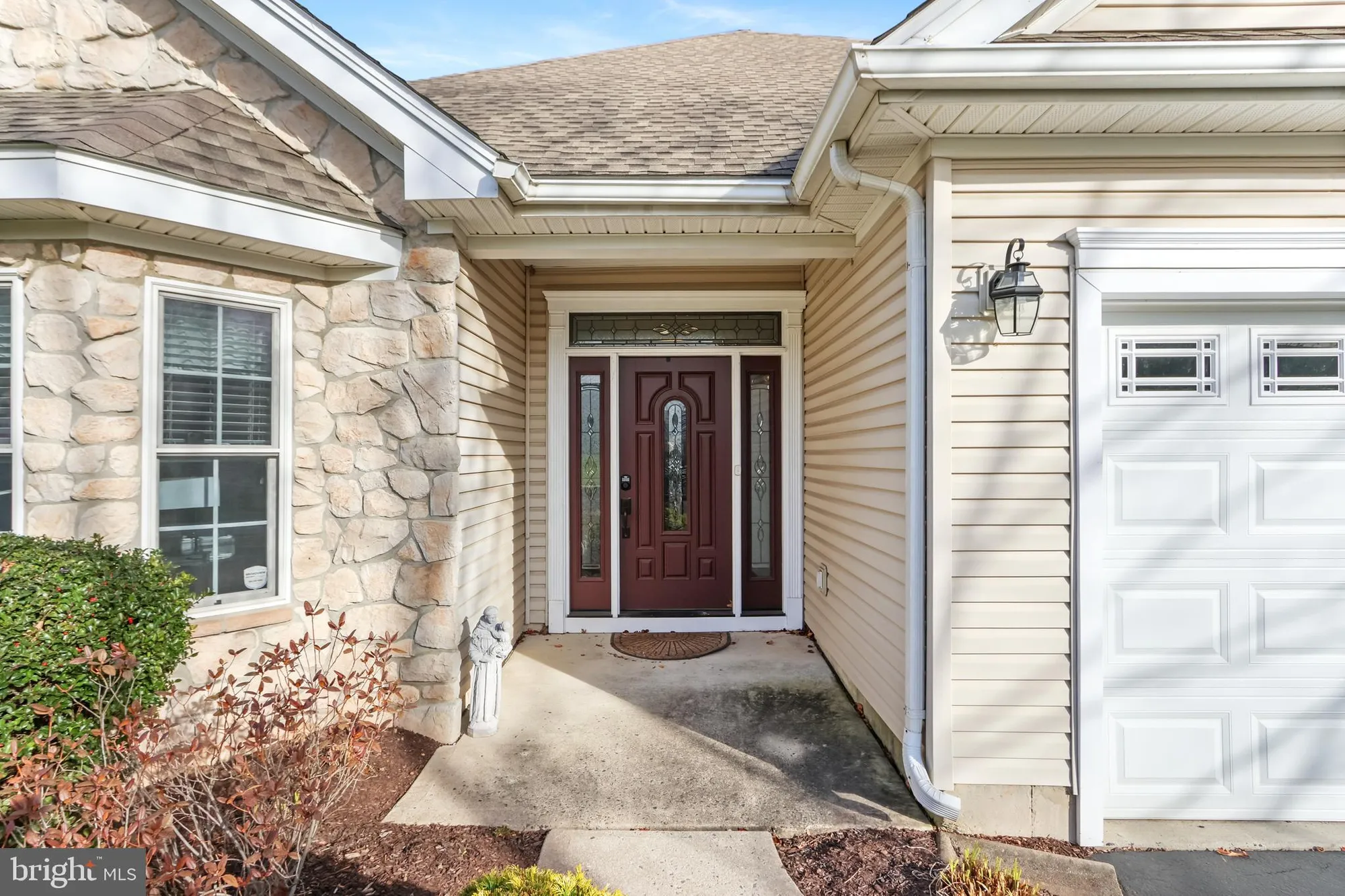 Property Slideshow image 3 of 44 | 60 glenmoor cir, Easton, PA, 18045