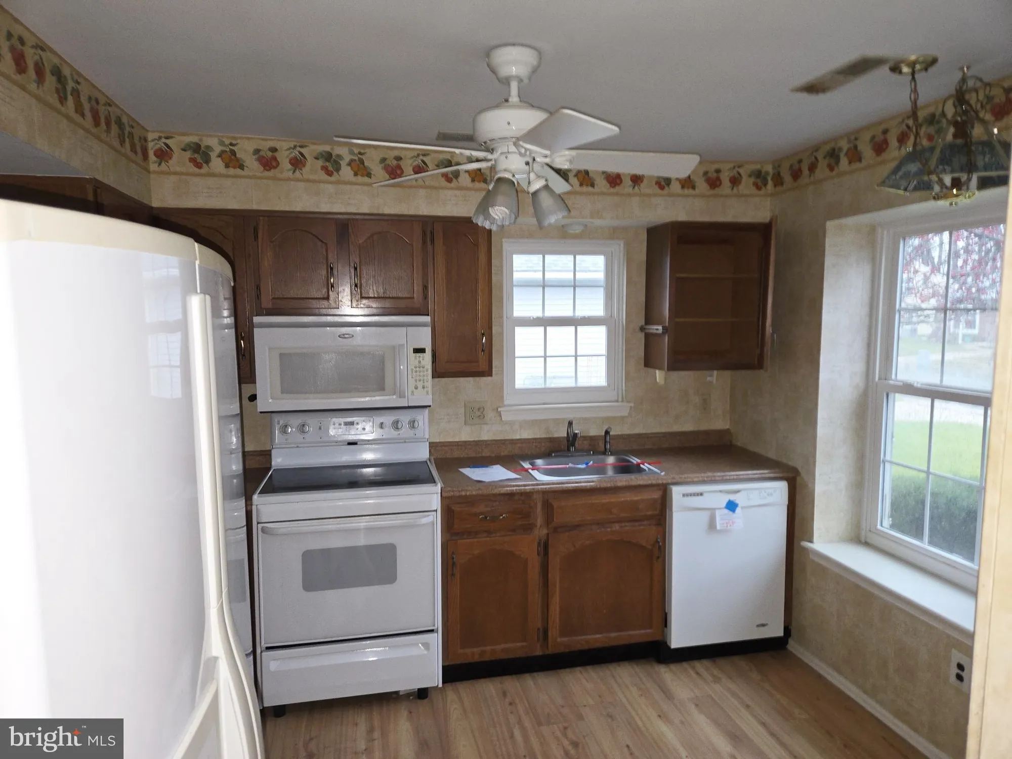 Property Slideshow image 10 of 34 | 27 kelly dr, West Deptford, NJ, 08096