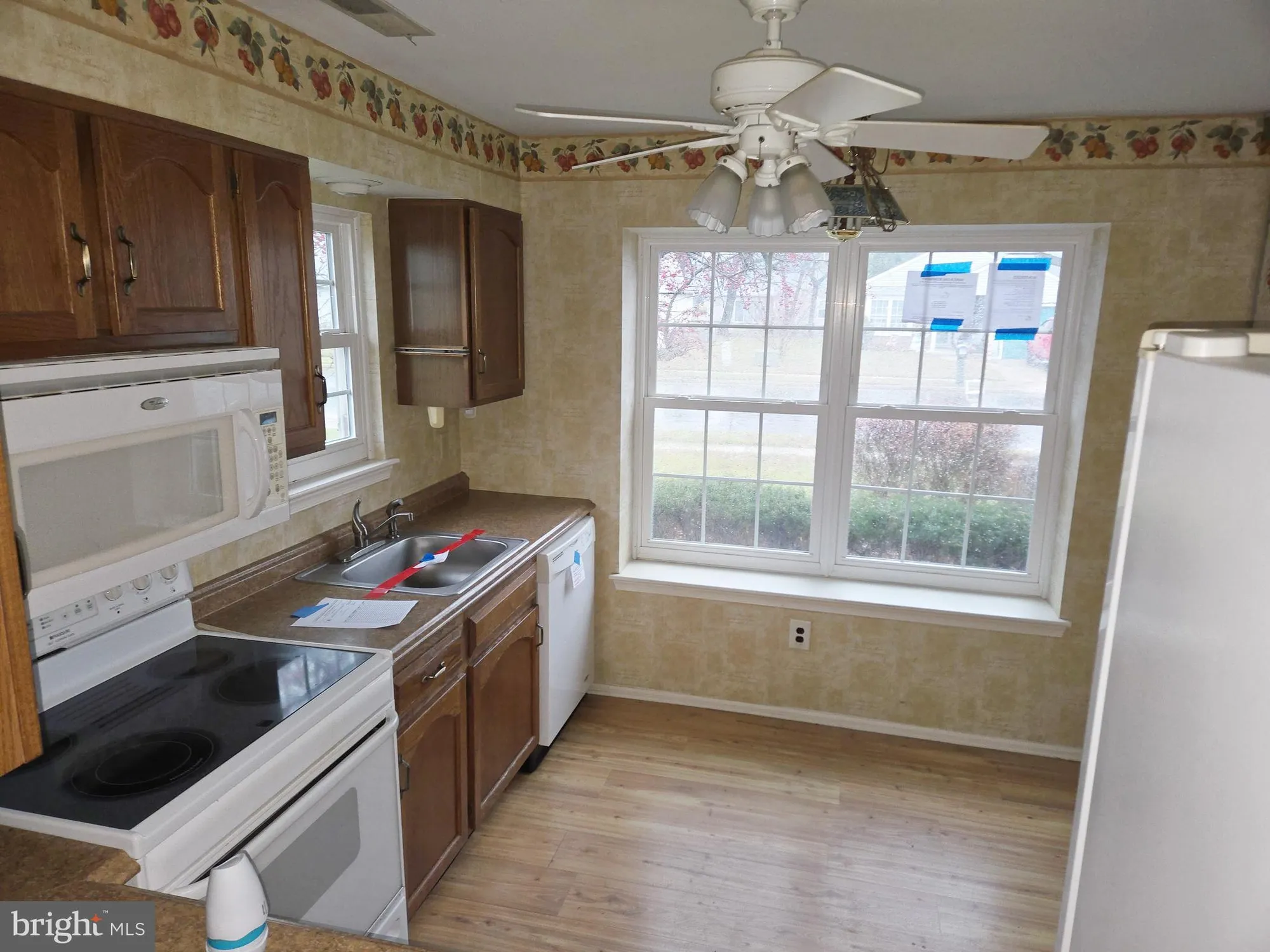Property Slideshow image 13 of 34 | 27 kelly dr, West Deptford, NJ, 08096