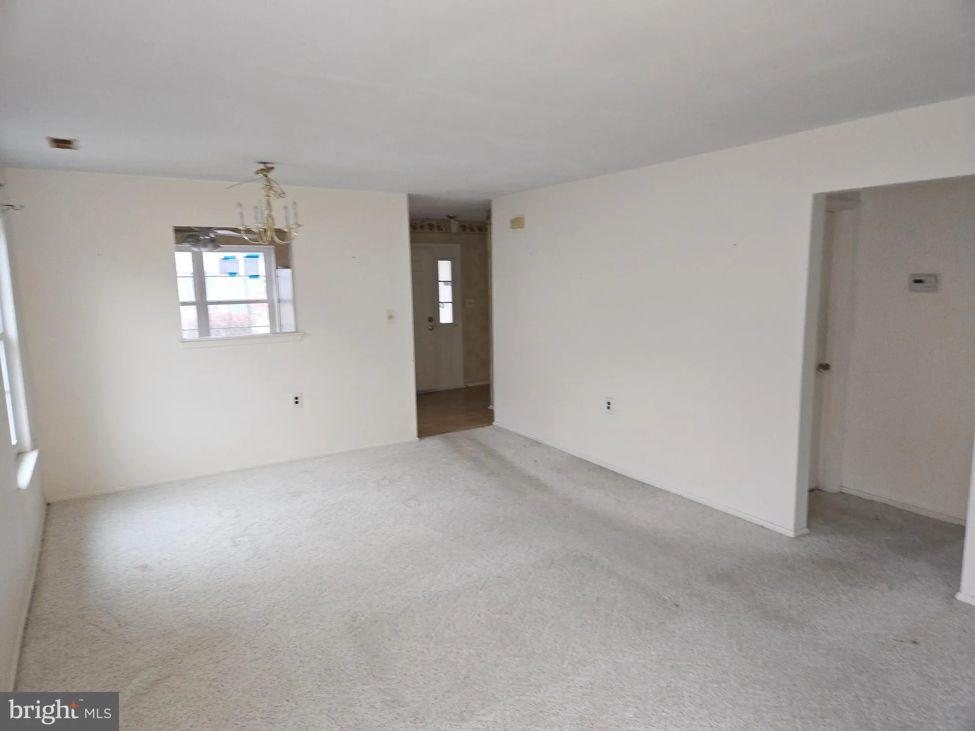 Property Slideshow image 8 of 34 | 27 kelly dr, West Deptford, NJ, 08096