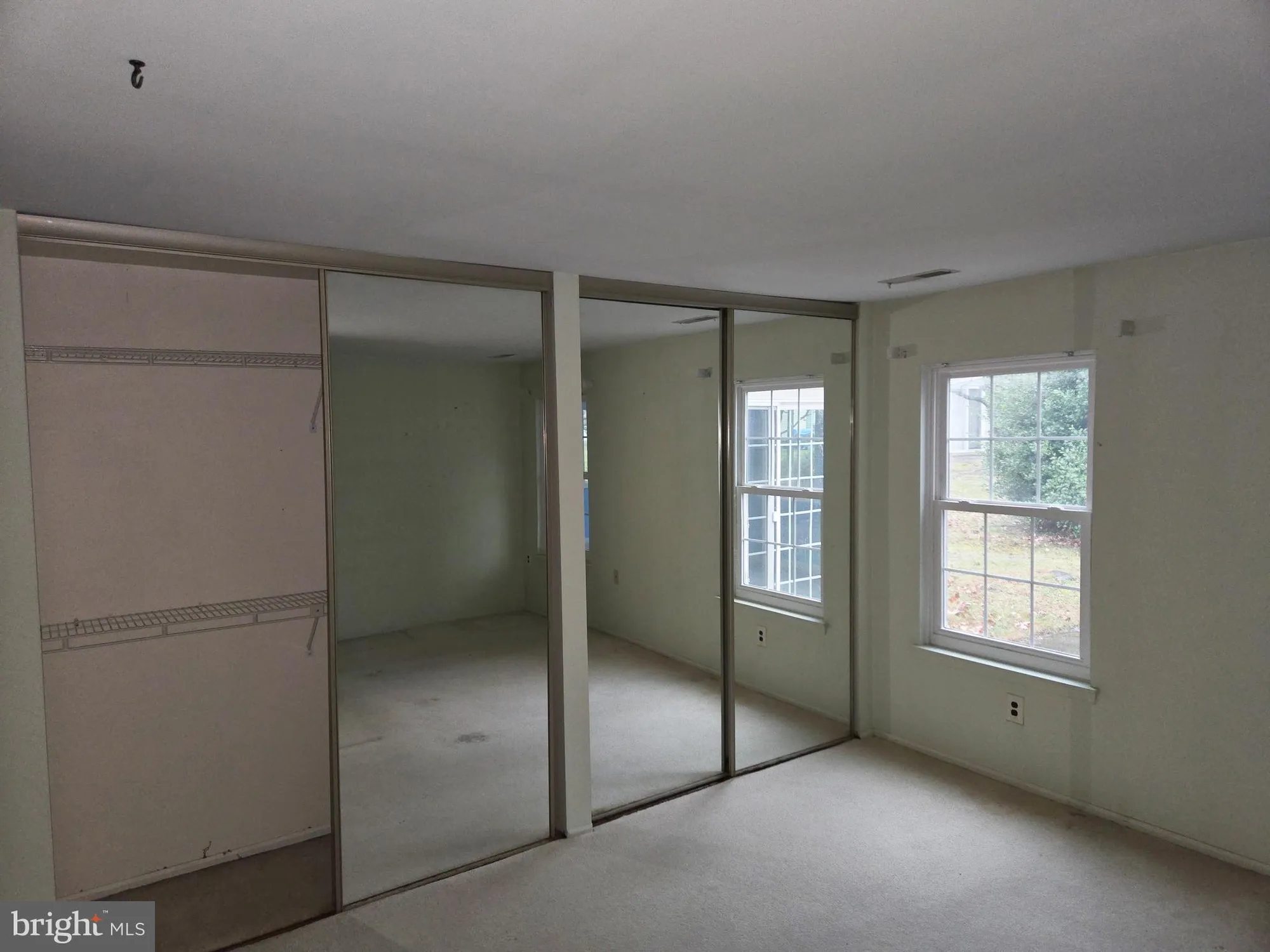 Property Slideshow image 19 of 34 | 27 kelly dr, West Deptford, NJ, 08096