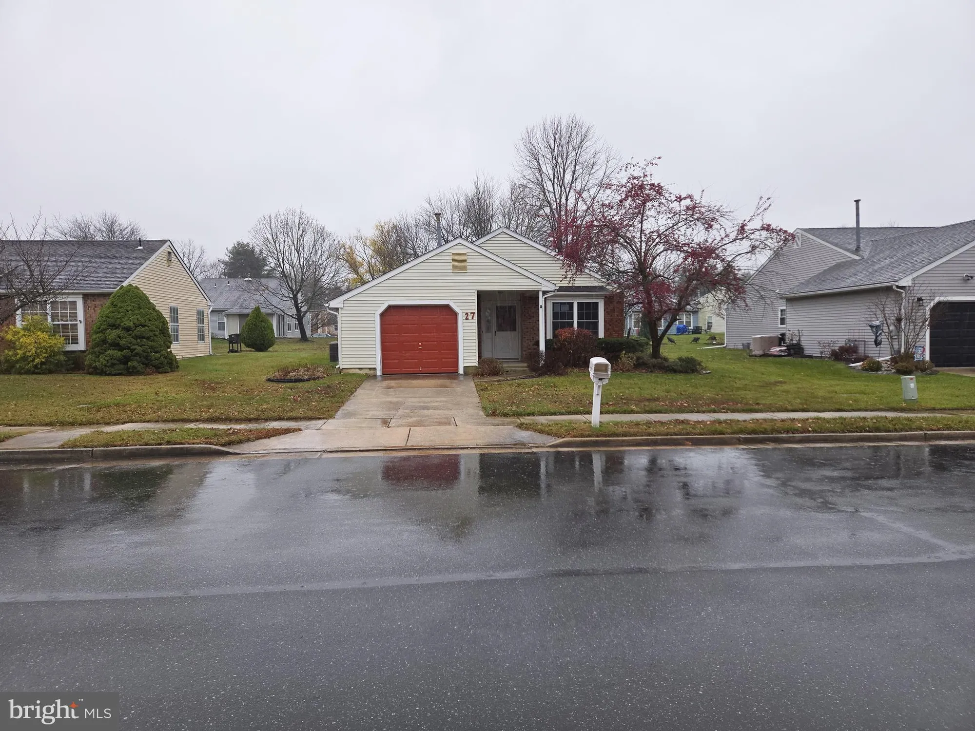 Property Slideshow image 29 of 34 | 27 kelly dr, West Deptford, NJ, 08096