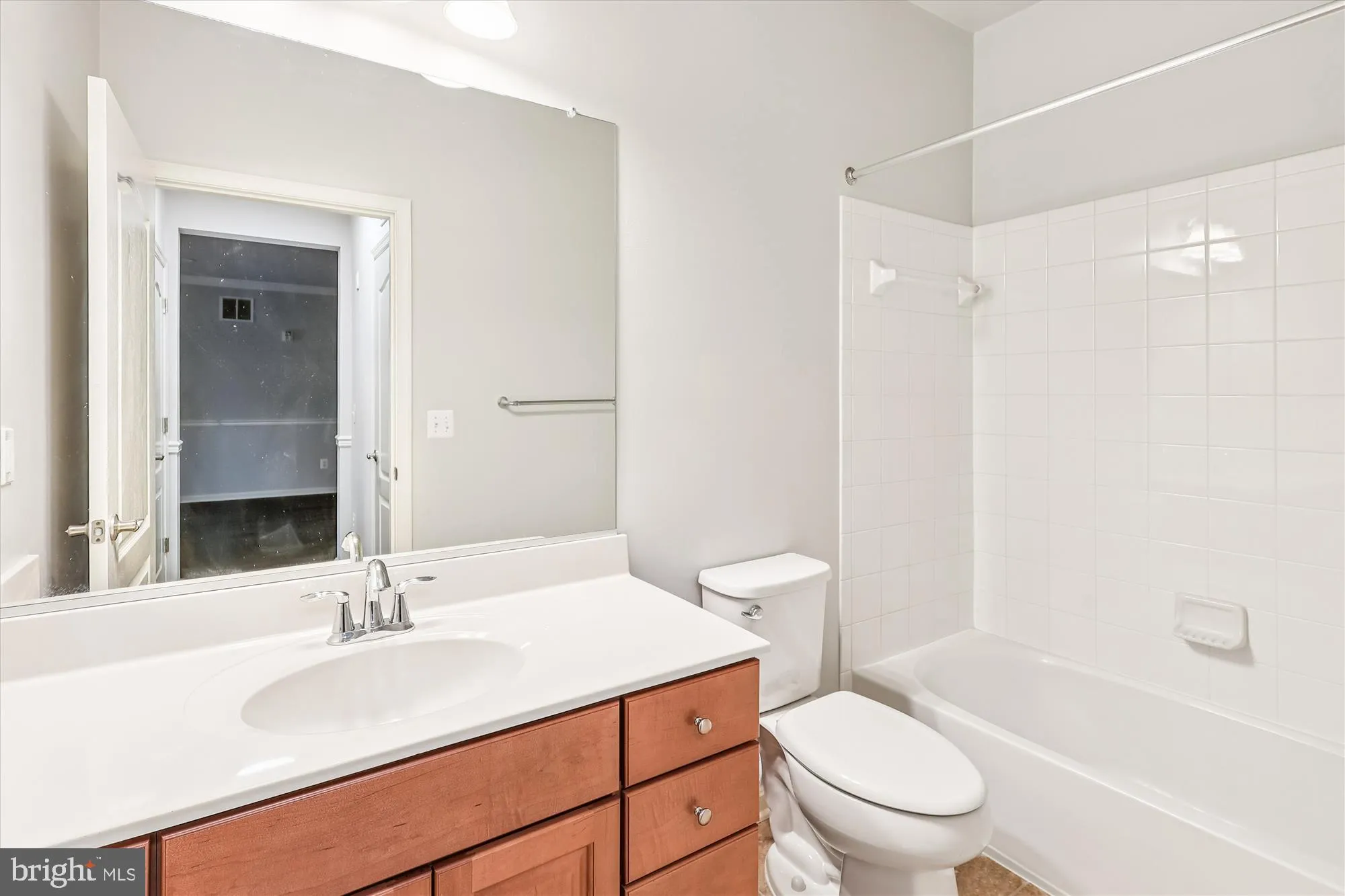 Property Slideshow image 19 of 31 | 8511 coltrane ct unit 204, Ellicott City, MD, 21043