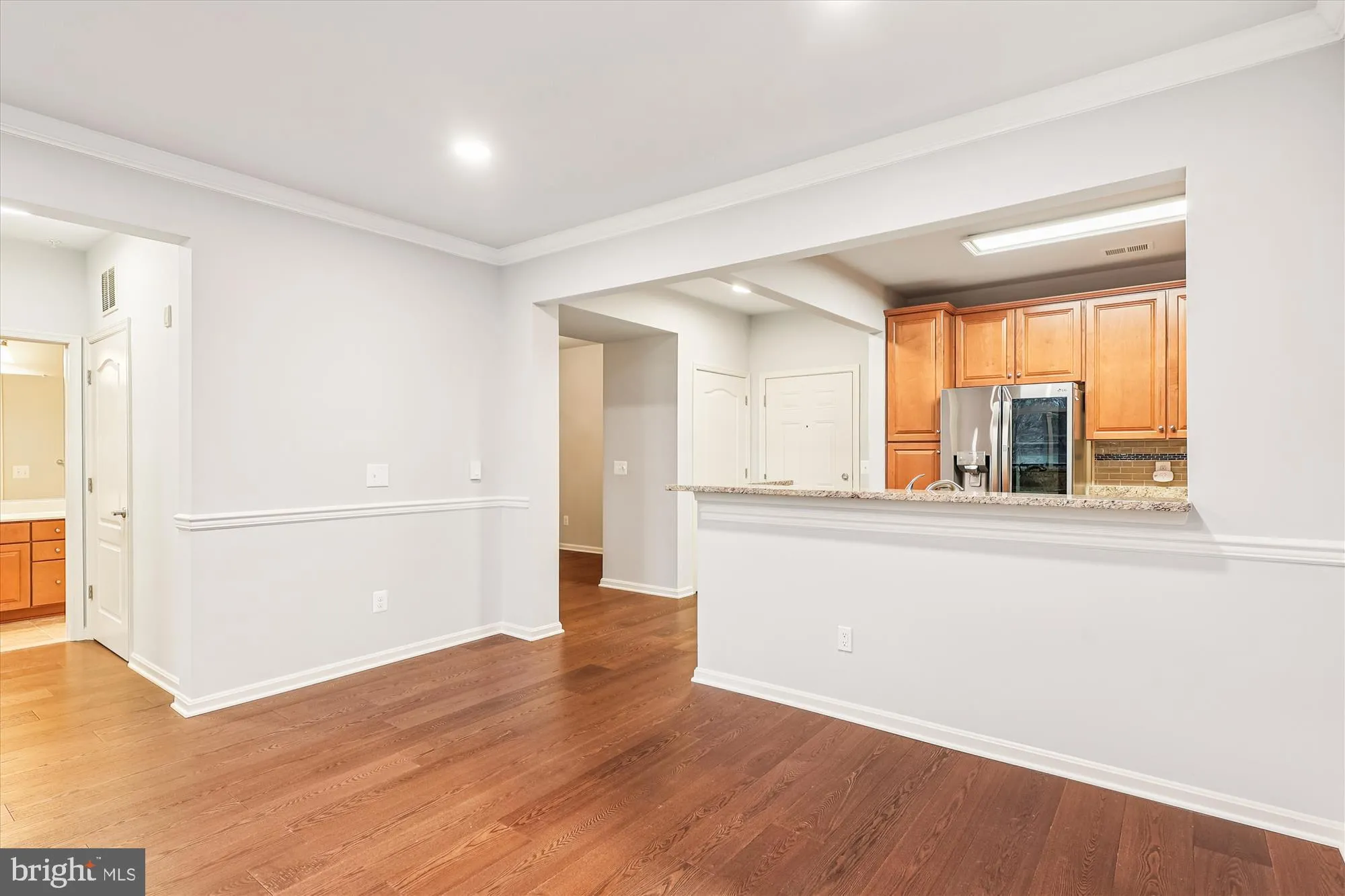 Property Slideshow image 8 of 31 | 8511 coltrane ct unit 204, Ellicott City, MD, 21043