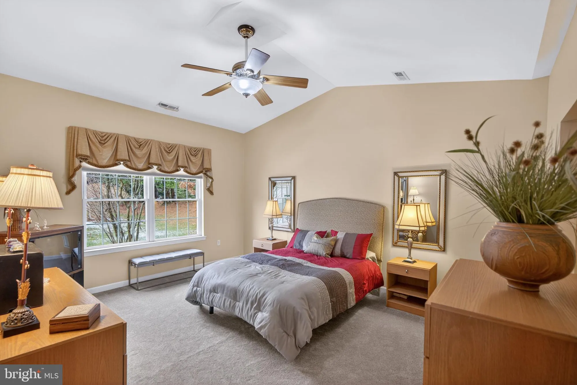 Property Slideshow image 12 of 59 | 4860 derby ln, Macungie, PA, 18062