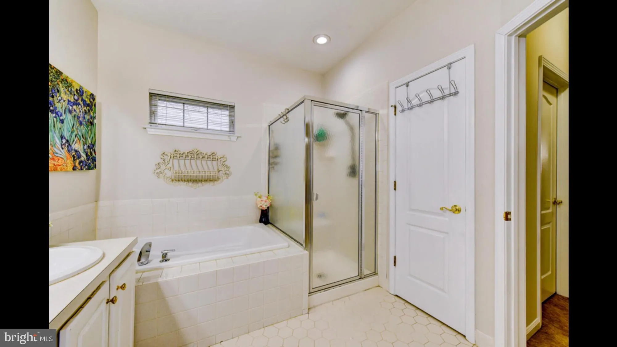 Property Slideshow image 26 of 54 | 25 cardinalflower ln, West Windsor, NJ, 08550