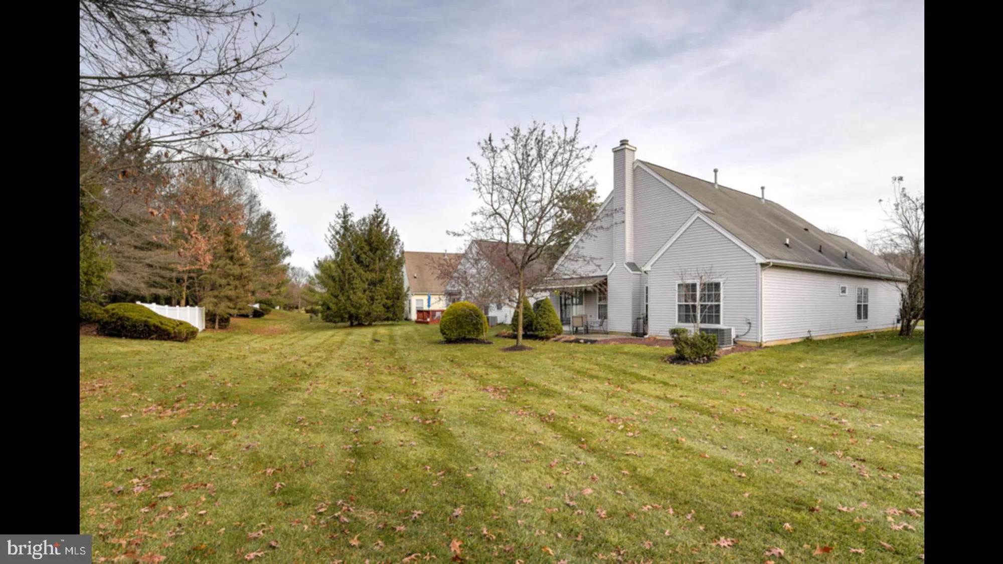 Property Slideshow image 35 of 54 | 25 cardinalflower ln, West Windsor, NJ, 08550