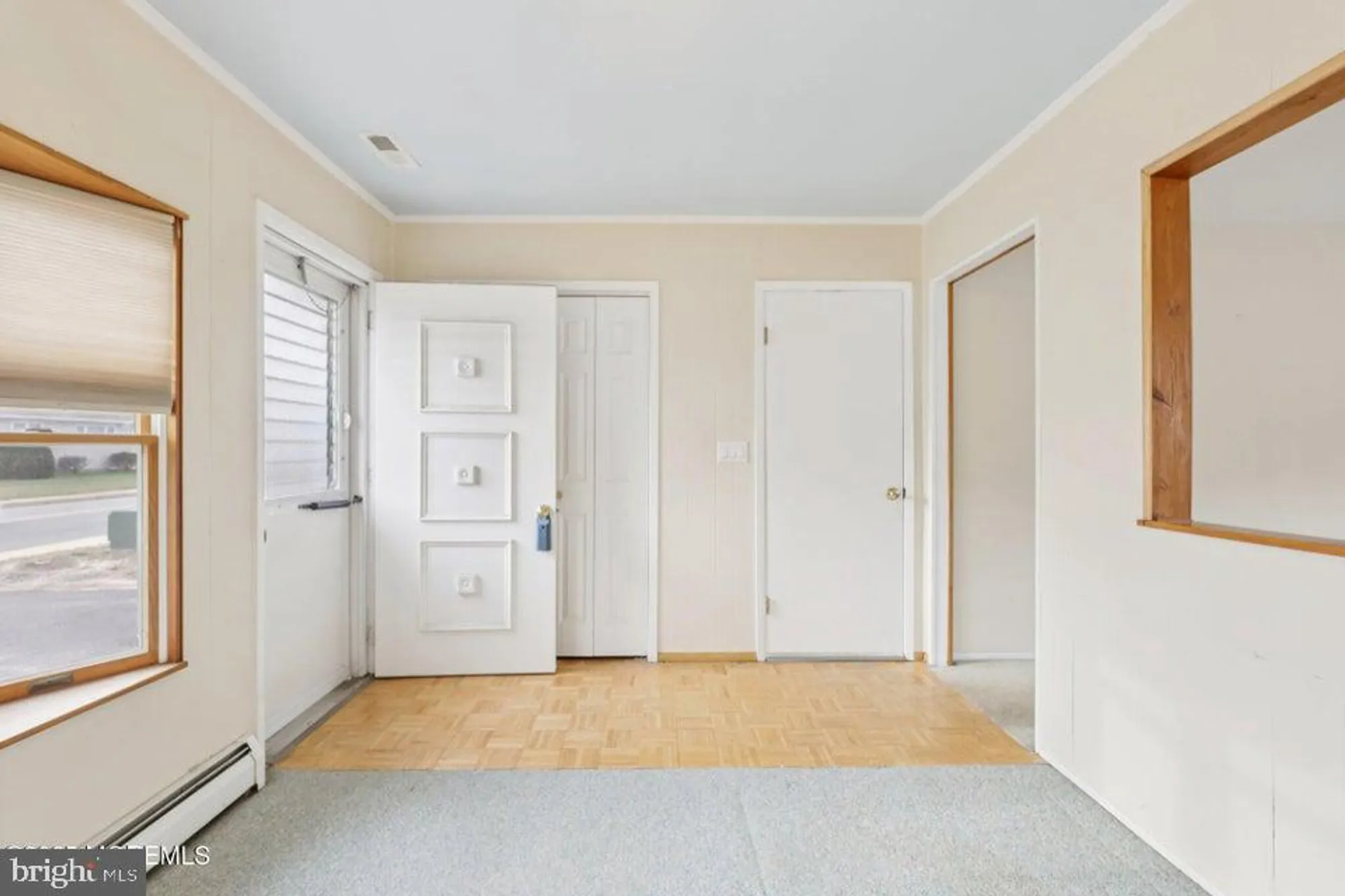 Property Slideshow image 5 of 26 | 192 charlotteville dr, Toms River, NJ, 08757