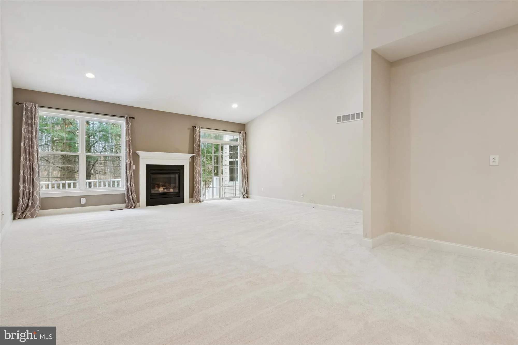 Property Slideshow image 7 of 23 | 550 hodgson cir, West Grove, PA, 19390