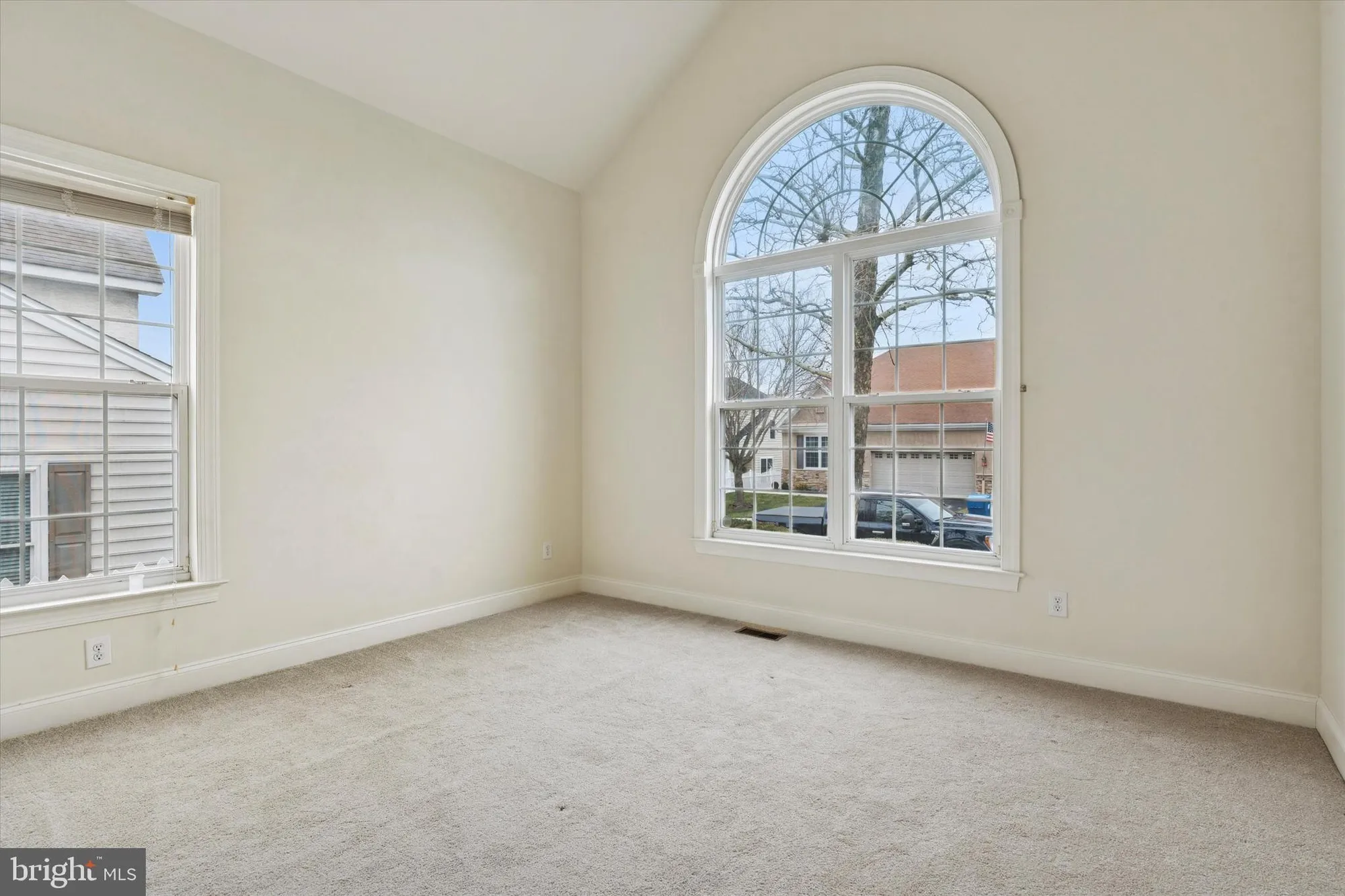 Property Slideshow image 17 of 23 | 550 hodgson cir, West Grove, PA, 19390