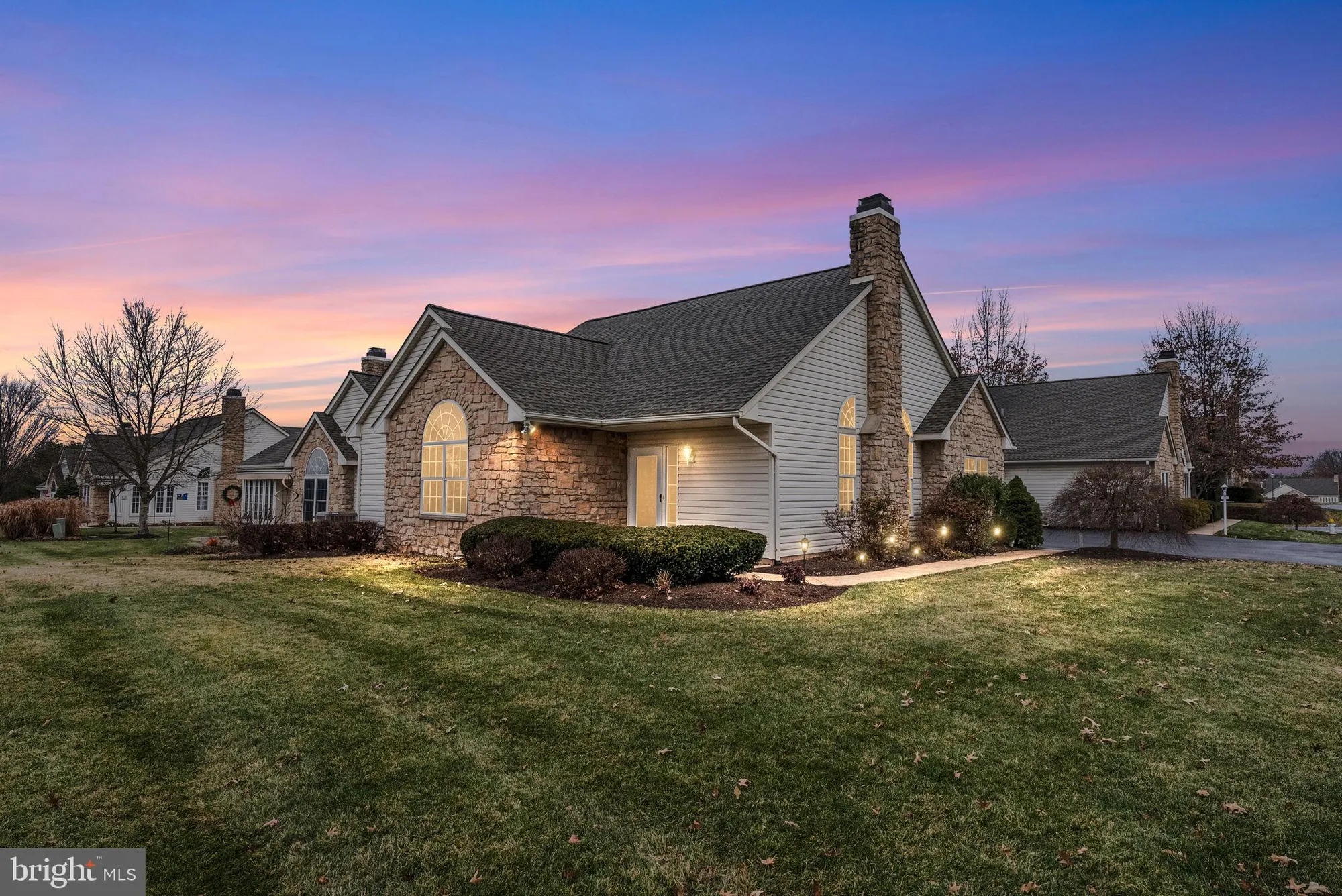 Property Slideshow image 1 of 35 | 51 cambridge ct, Souderton, PA, 18964
