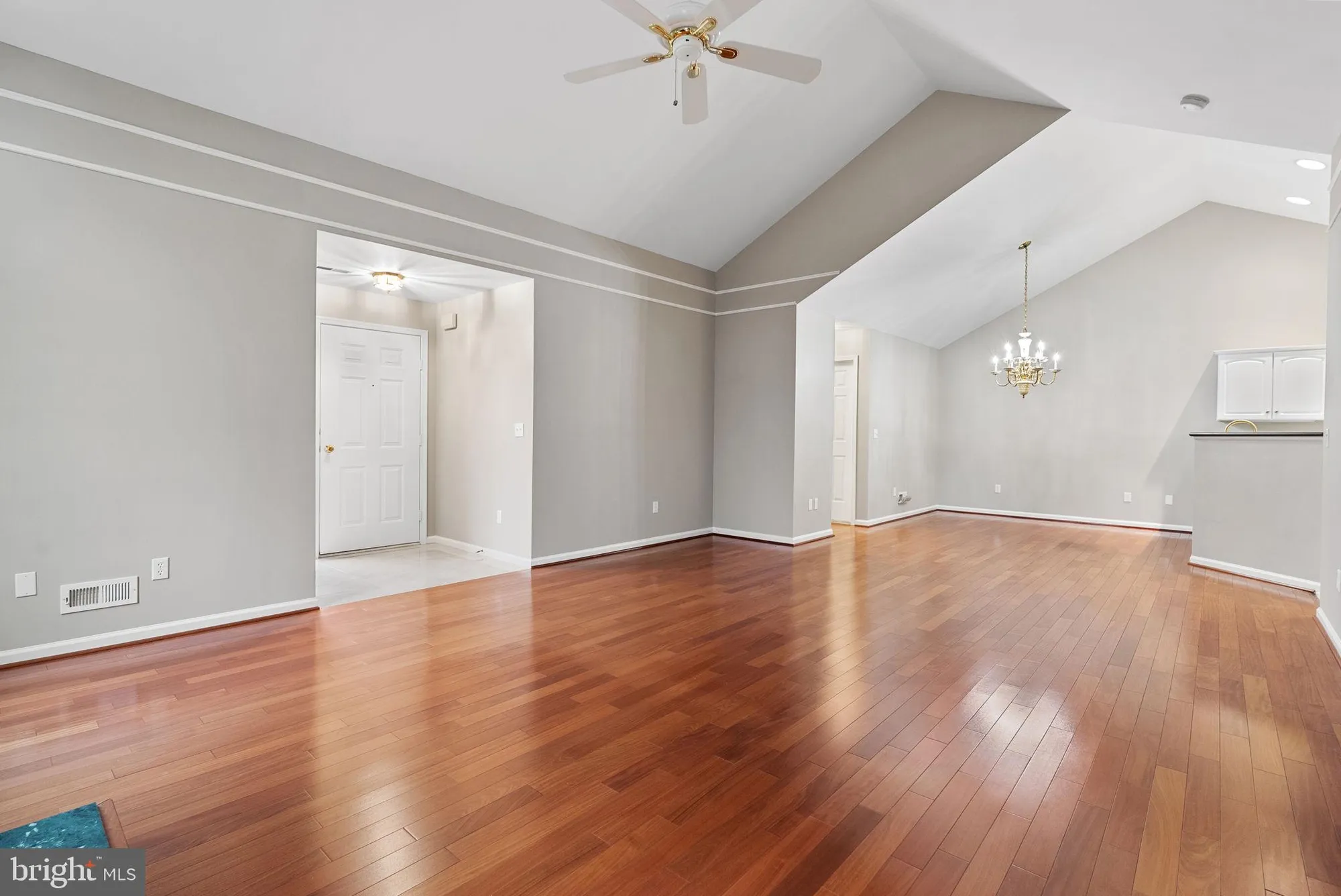 Property Slideshow image 13 of 35 | 51 cambridge ct, Souderton, PA, 18964