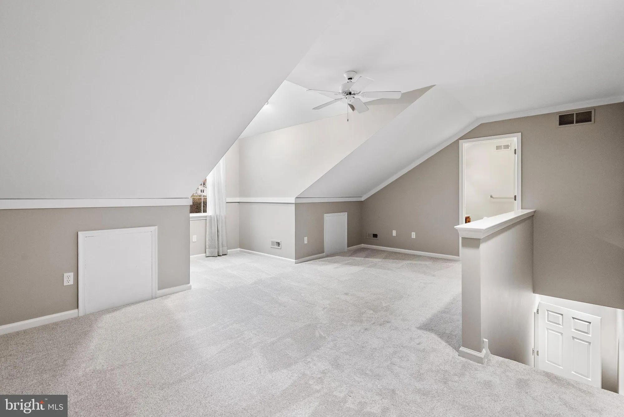 Property Slideshow image 32 of 35 | 51 cambridge ct, Souderton, PA, 18964