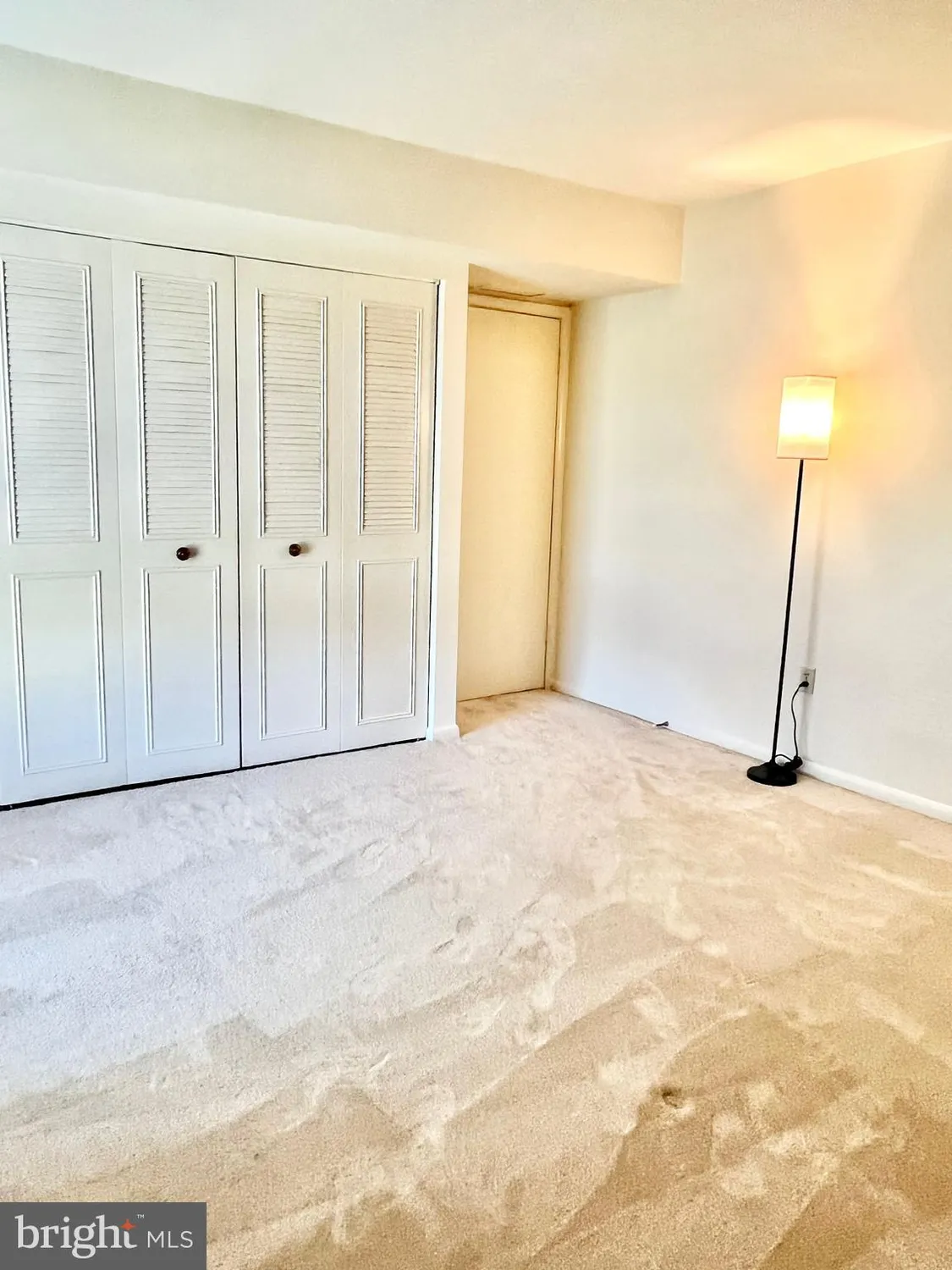 Property Slideshow image 12 of 43 | 3386 chiswick ct 50-1a, Silver Spring, MD, 20906