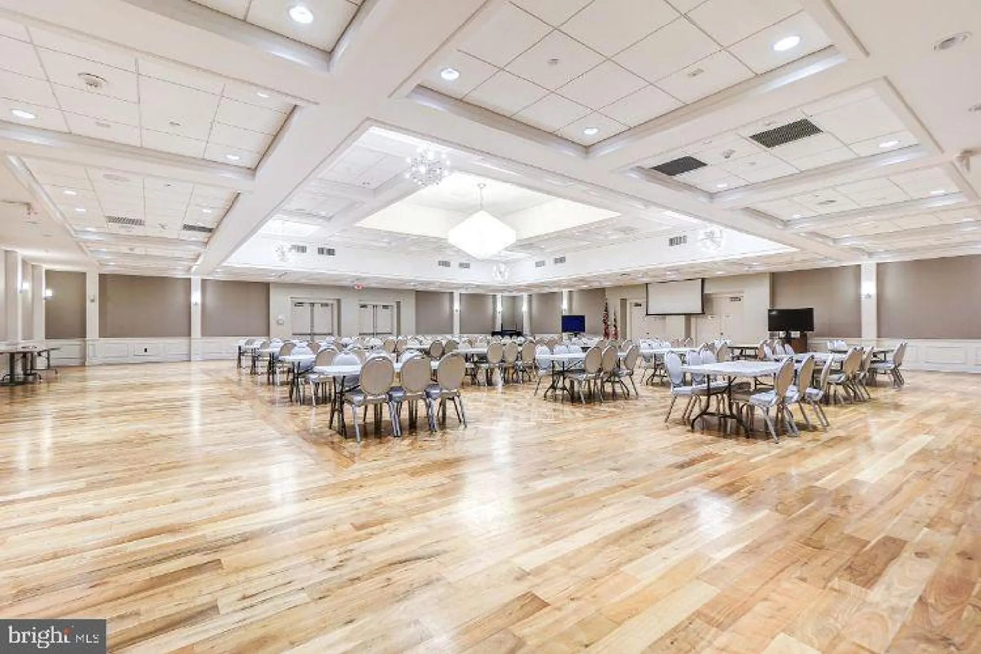 Property Slideshow image 25 of 43 | 3386 chiswick ct 50-1a, Silver Spring, MD, 20906