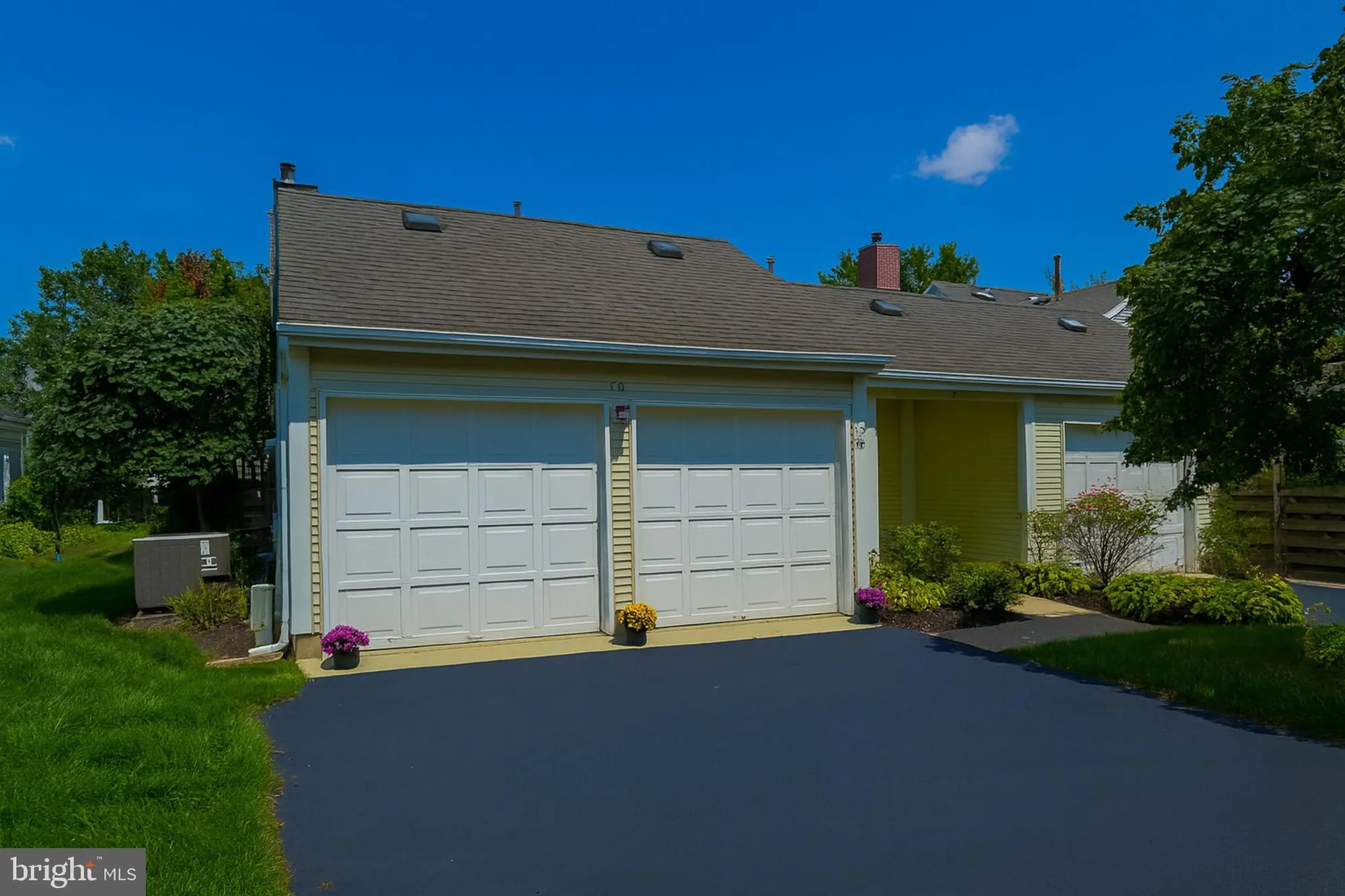 Property Slideshow image 4 of 36 | 7c rutland ln, Monroe Township, NJ, 08831