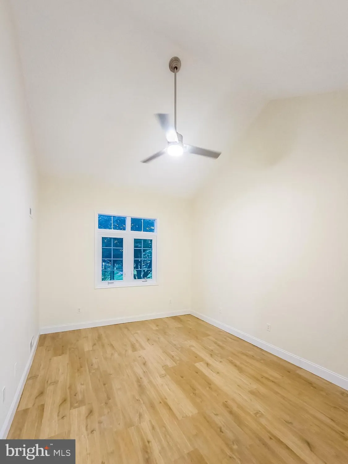 Property Slideshow image 11 of 36 | 7c rutland ln, Monroe Township, NJ, 08831