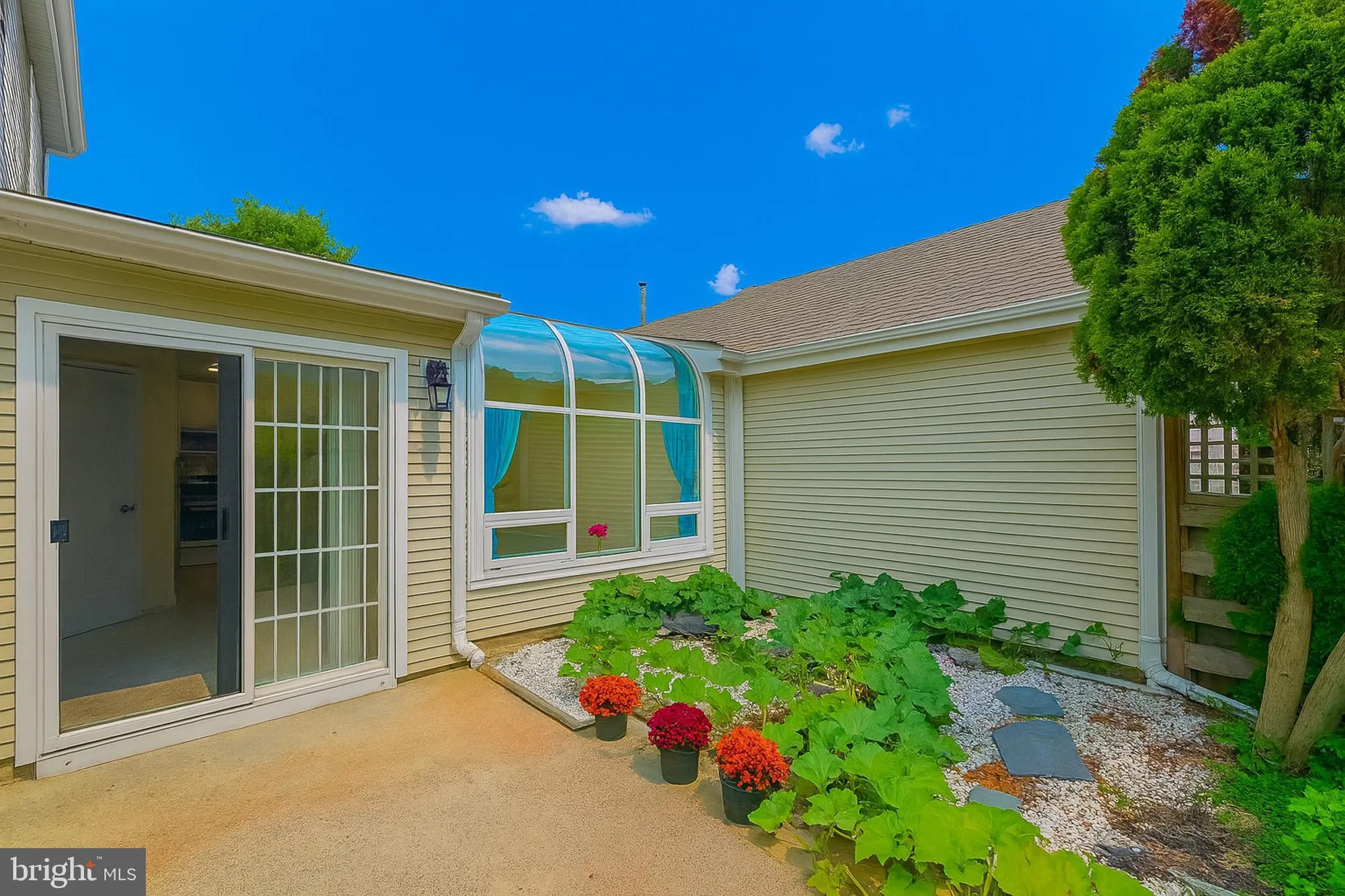 Property Slideshow image 23 of 36 | 7c rutland ln, Monroe Township, NJ, 08831