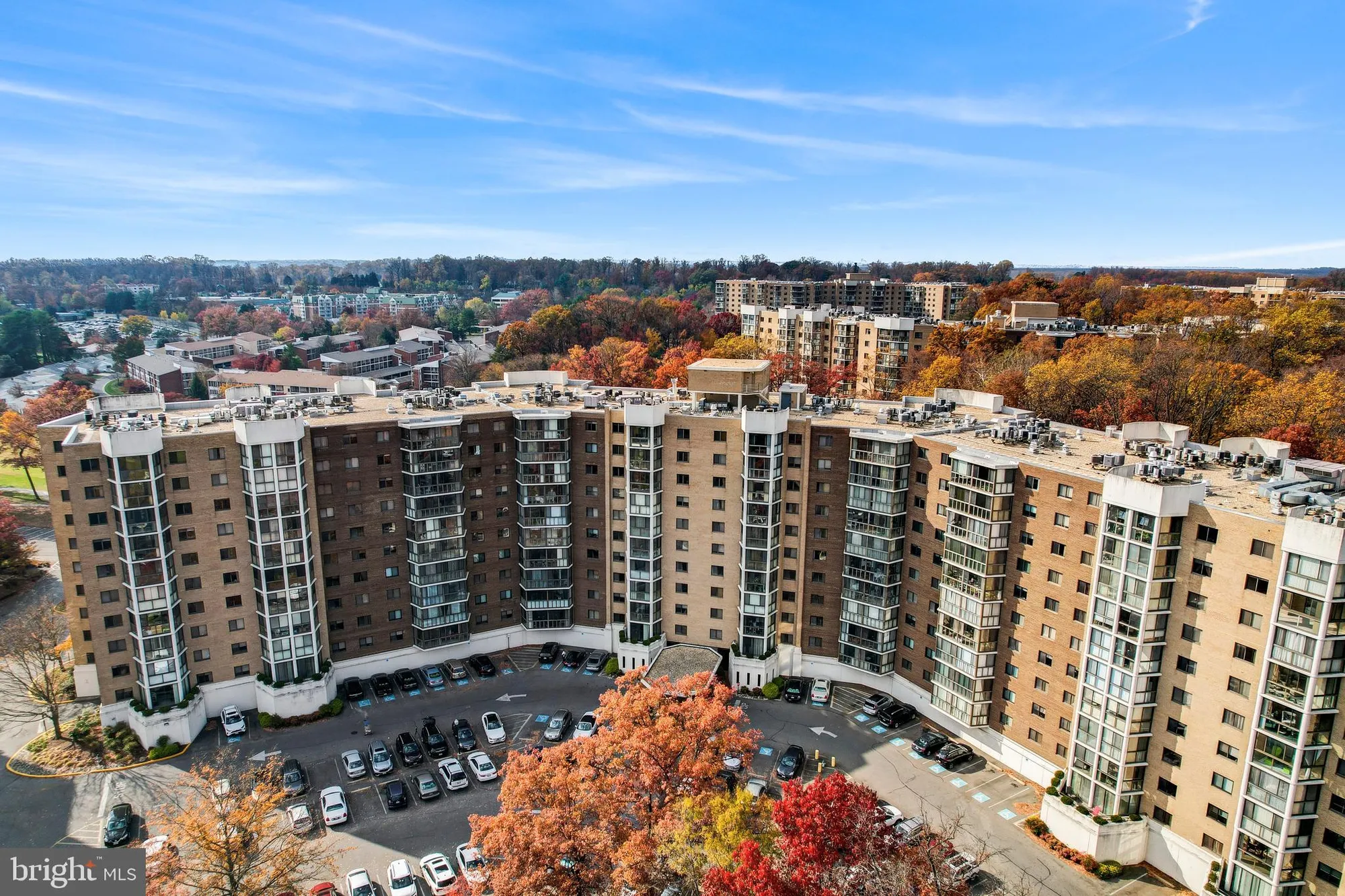 Property Slideshow image 42 of 44 | 15101 interlachen dr 1-416, Silver Spring, MD, 20906