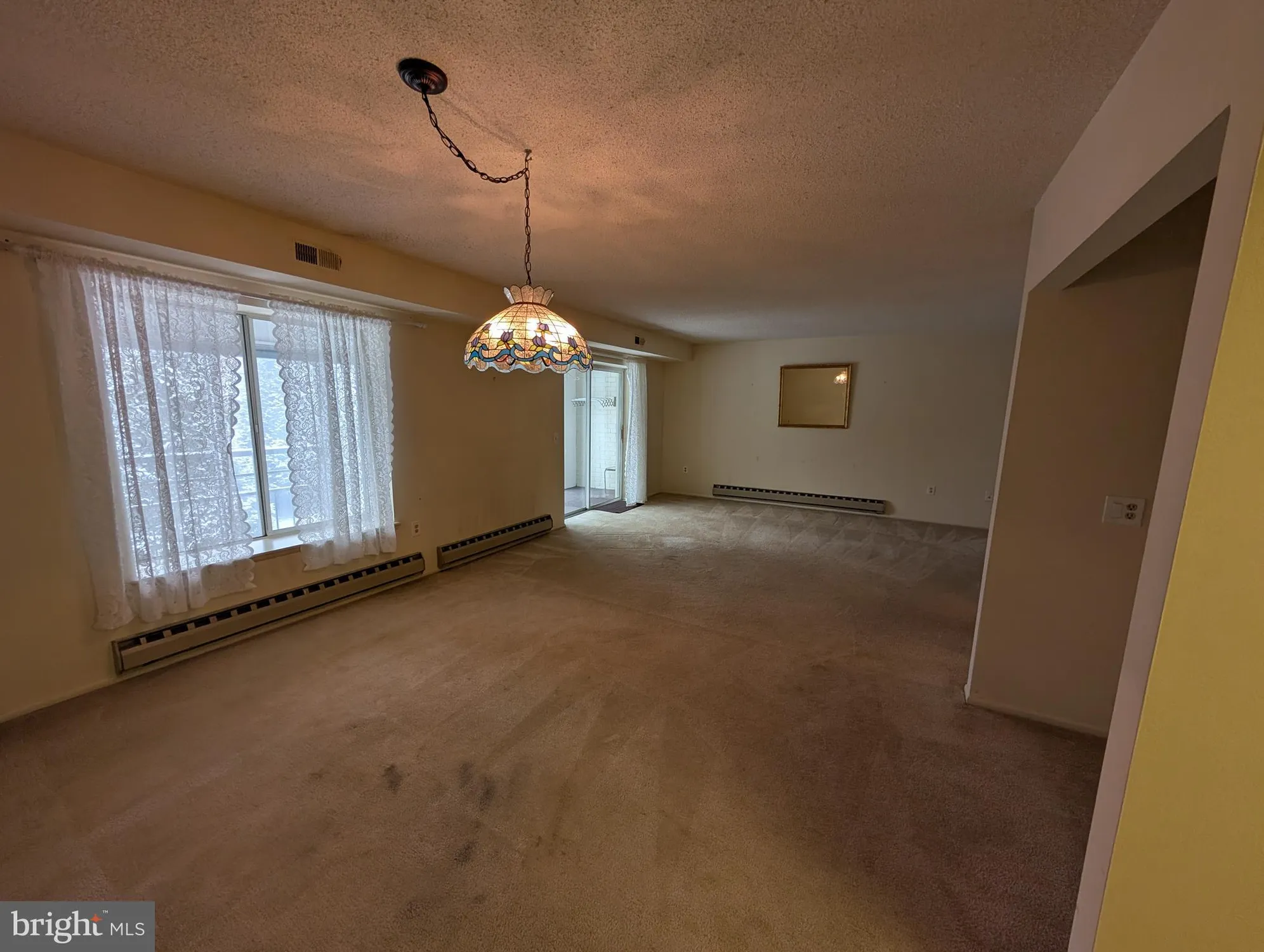 Property Slideshow image 21 of 26 | 15401 bassett ln 45-2e, Silver Spring, MD, 20906