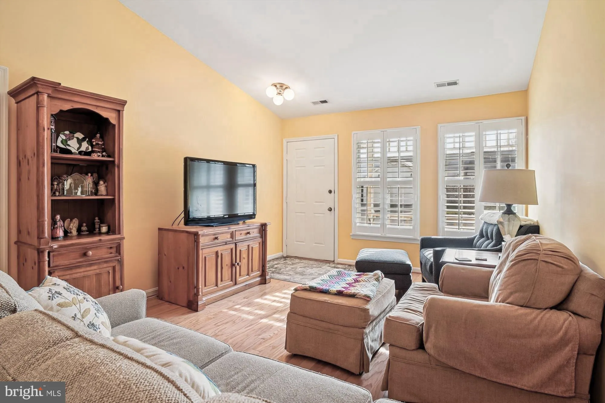 Property Slideshow image 2 of 11 | 1955 marconi cir, Annapolis, MD, 21401